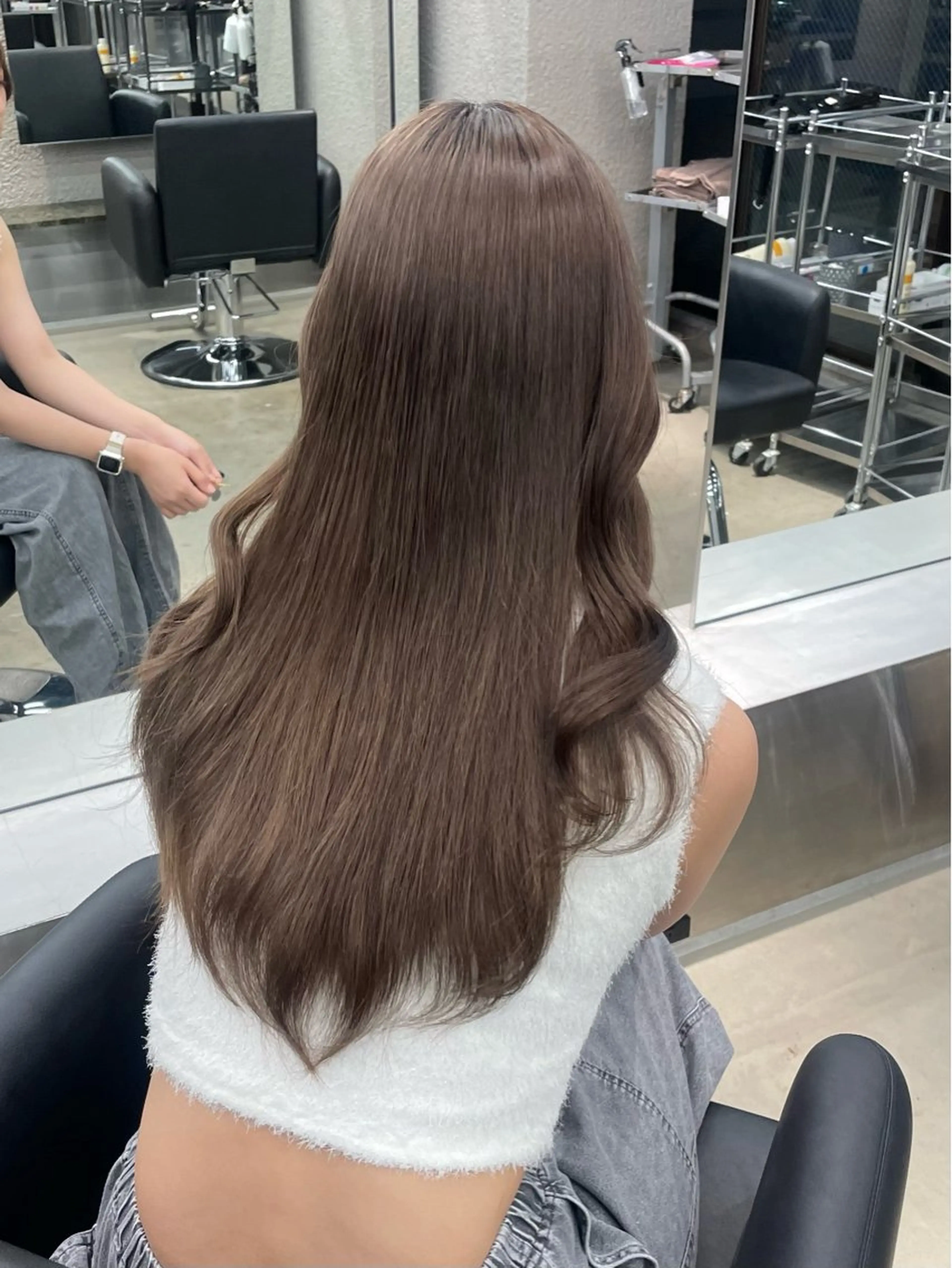 ロング カラー ベージュカラー ブリーチ ブラウンカラー ミルクティーベージュ 名古屋栄♡PELE/ ブリーチ/ハイトーンのヘアスタイル