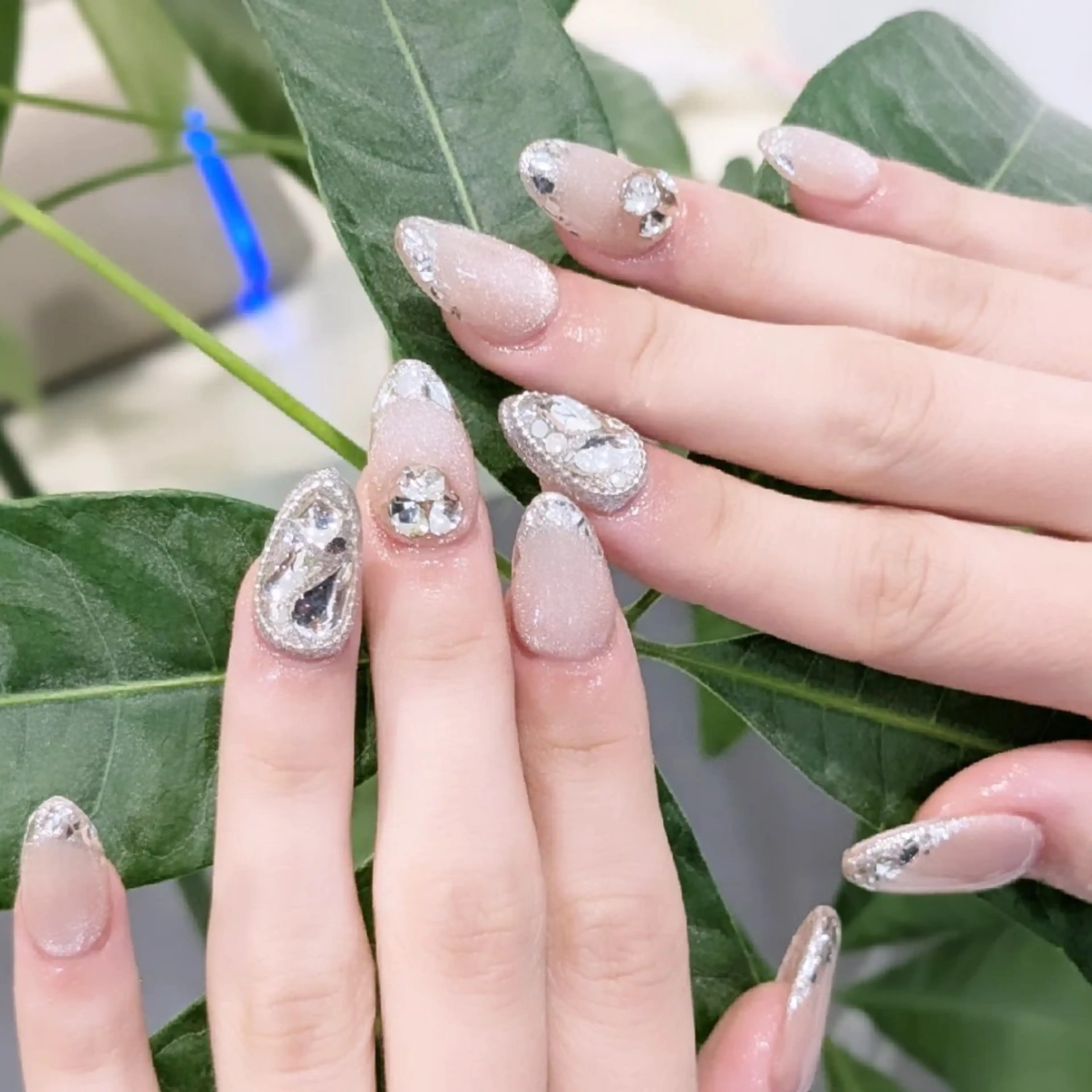 ネイル スカルプネイル ブライダルネイル Lily nail 船橋 yuki🍒のネイルデザイン
