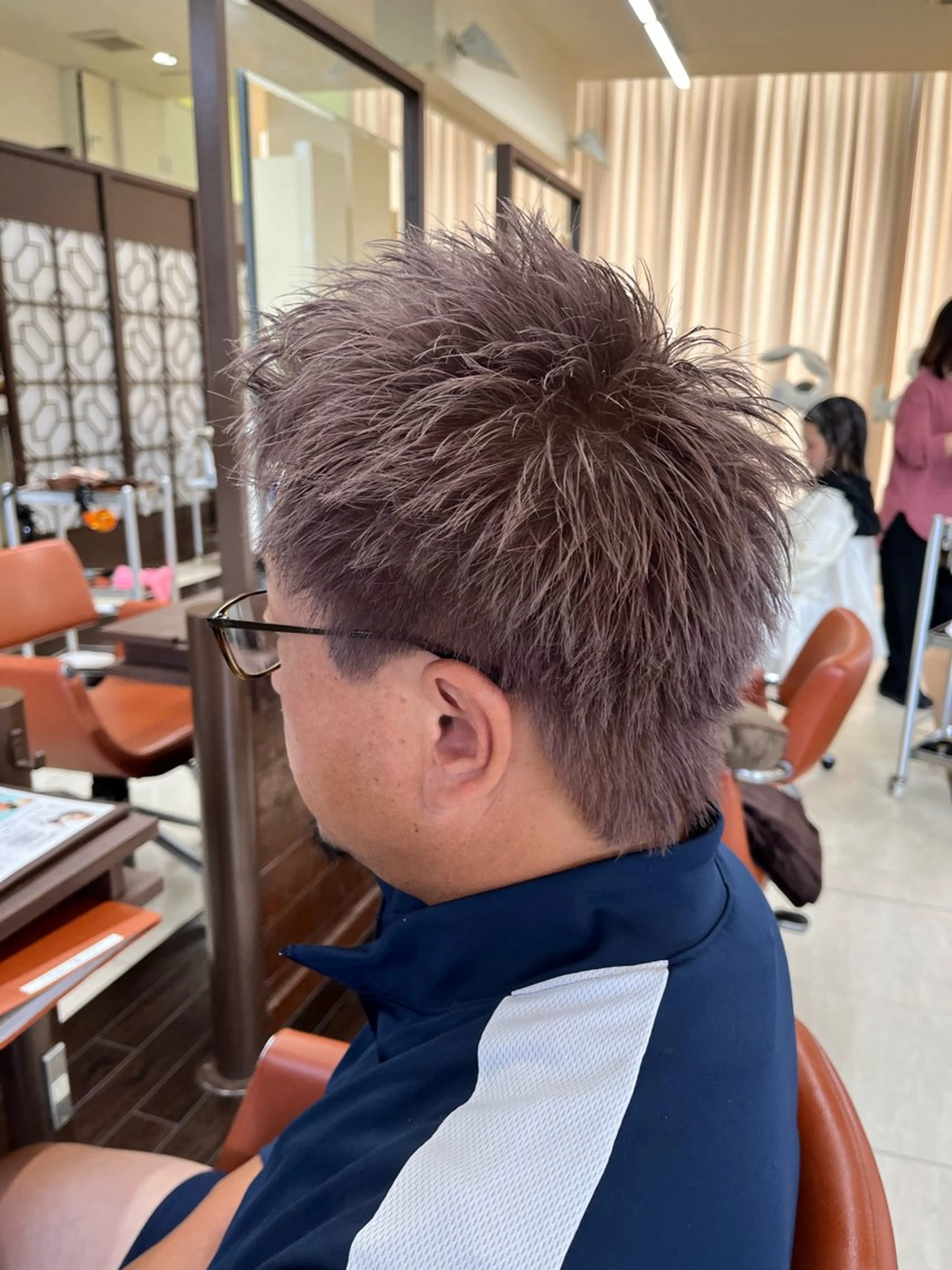 ショート カラー メンズ スパイキーショート ベージュカラー ラベンダーカラー ラベンダーベージュ ショートヘア AROH  men's cut&men's perm 船橋店所属・🧊メンズ特化🧊 高木航希のヘアスタイル