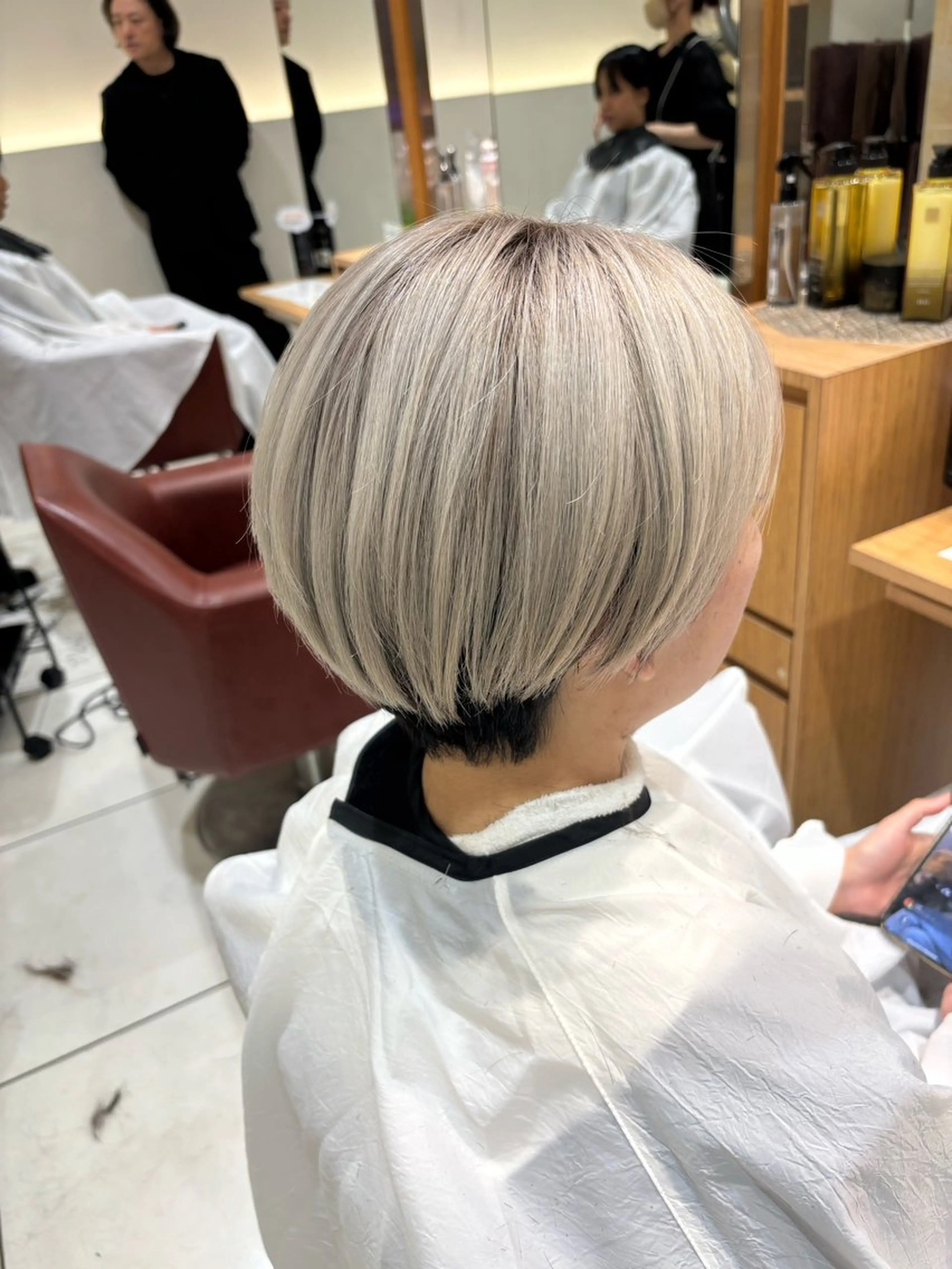 ショート シースルーバング ショートヘア ZELE AVEDA イオンレイクタウンkaze店所属・薄井 速のヘアスタイル