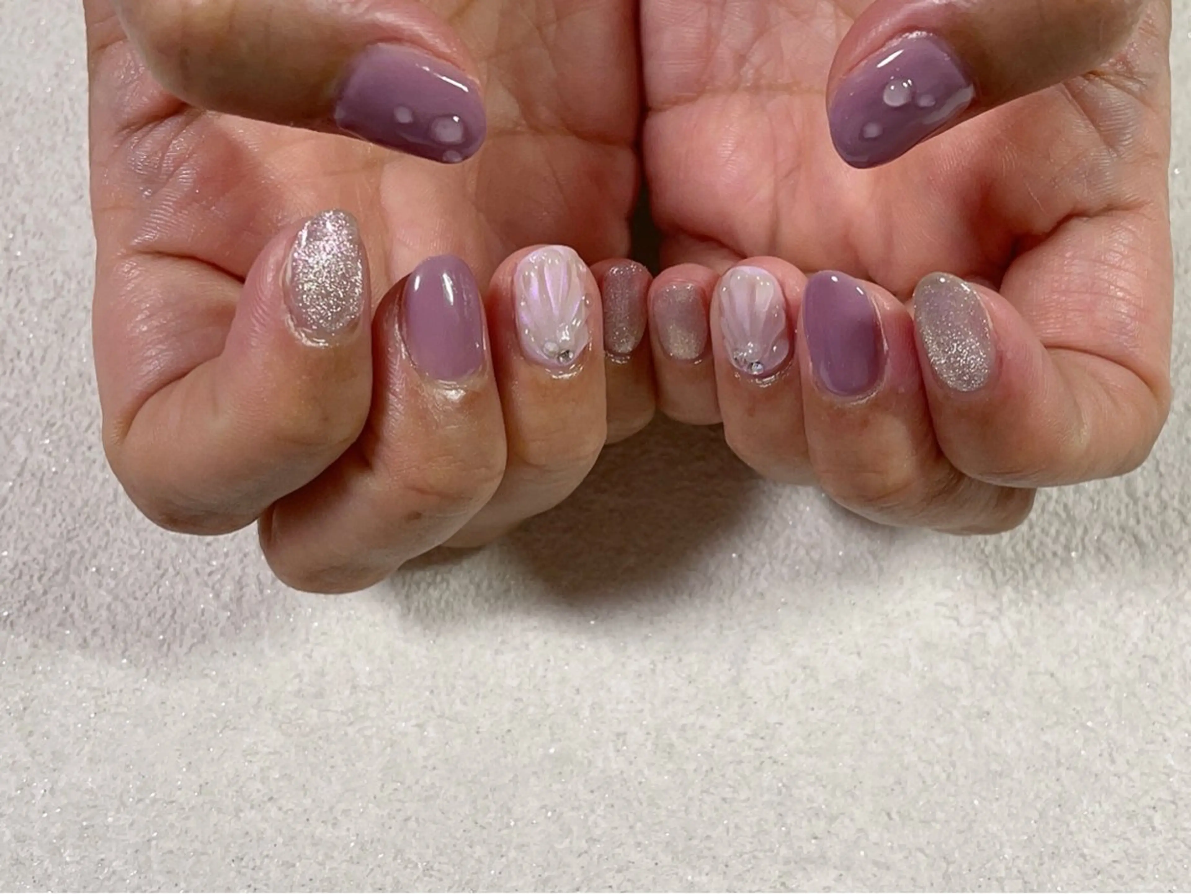 ネイル オーロラネイル フラワーネイル フットネイル フレンチネイル ジェルネイル kikinail 溝の口のネイルデザイン