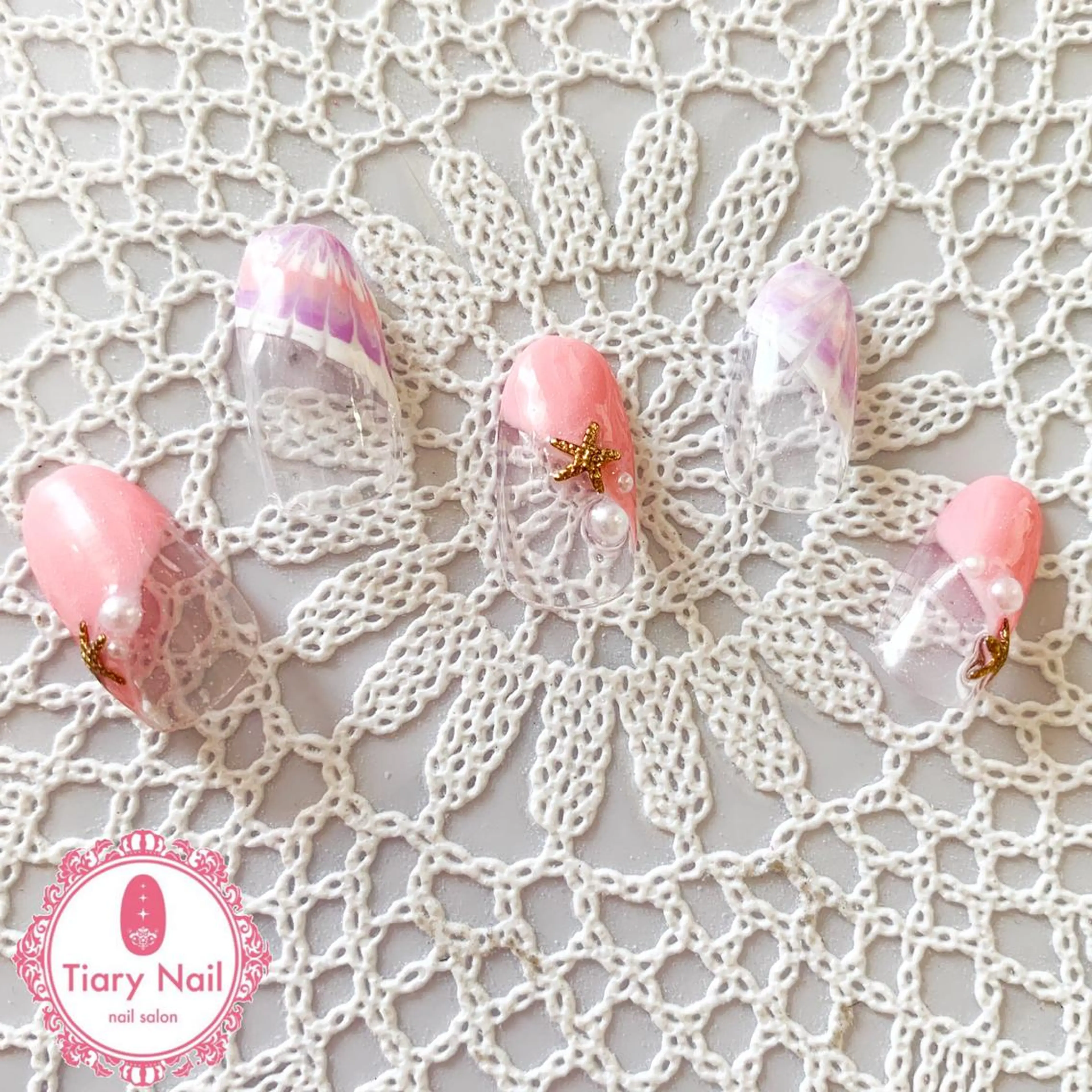 ネイル tiarynail K Kのネイルデザイン