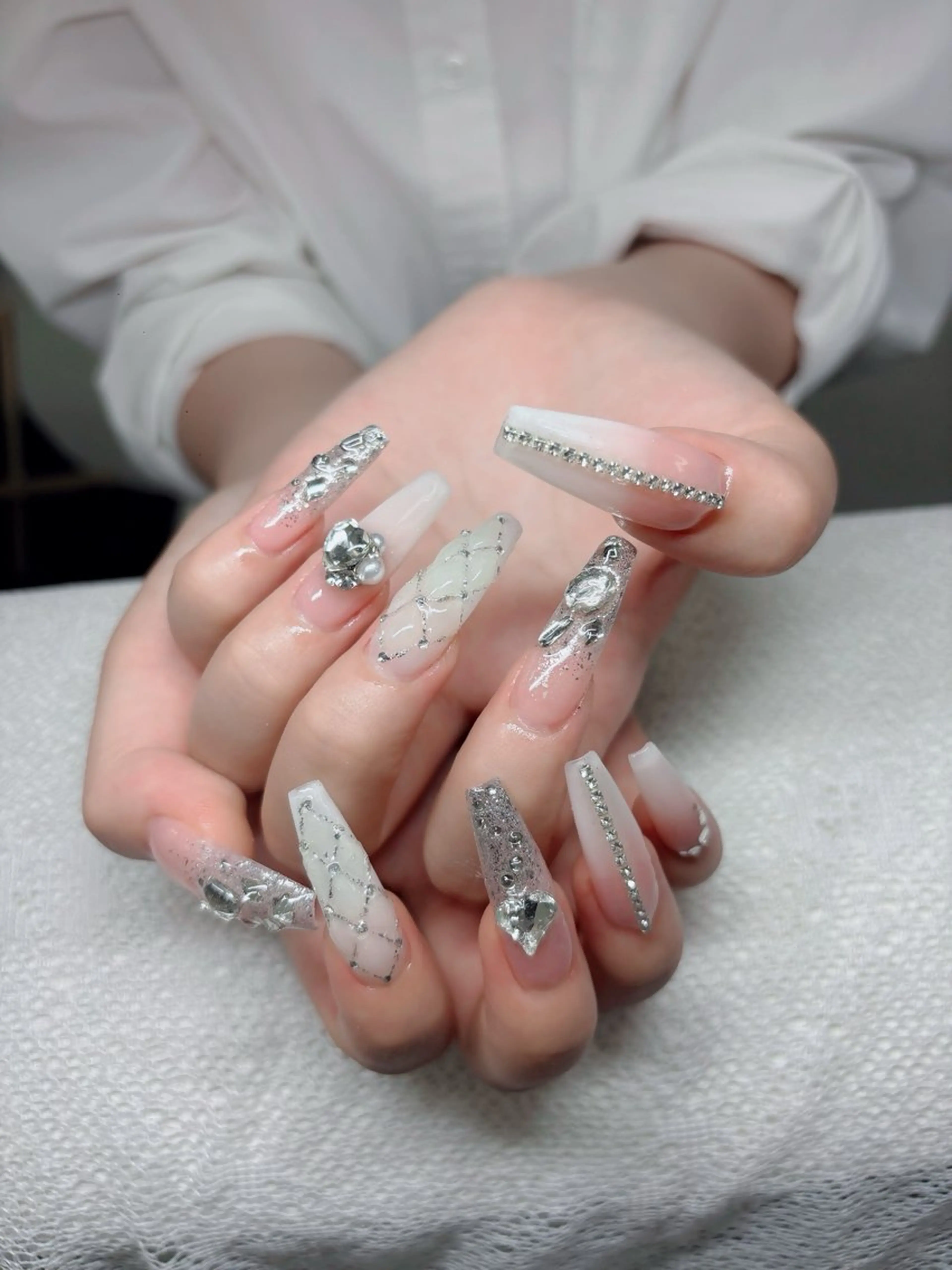 ネイル 韓国ネイル マグネットネイル ワンカラーネイル ネイルチップ Jenn Nail Salonのネイルデザイン