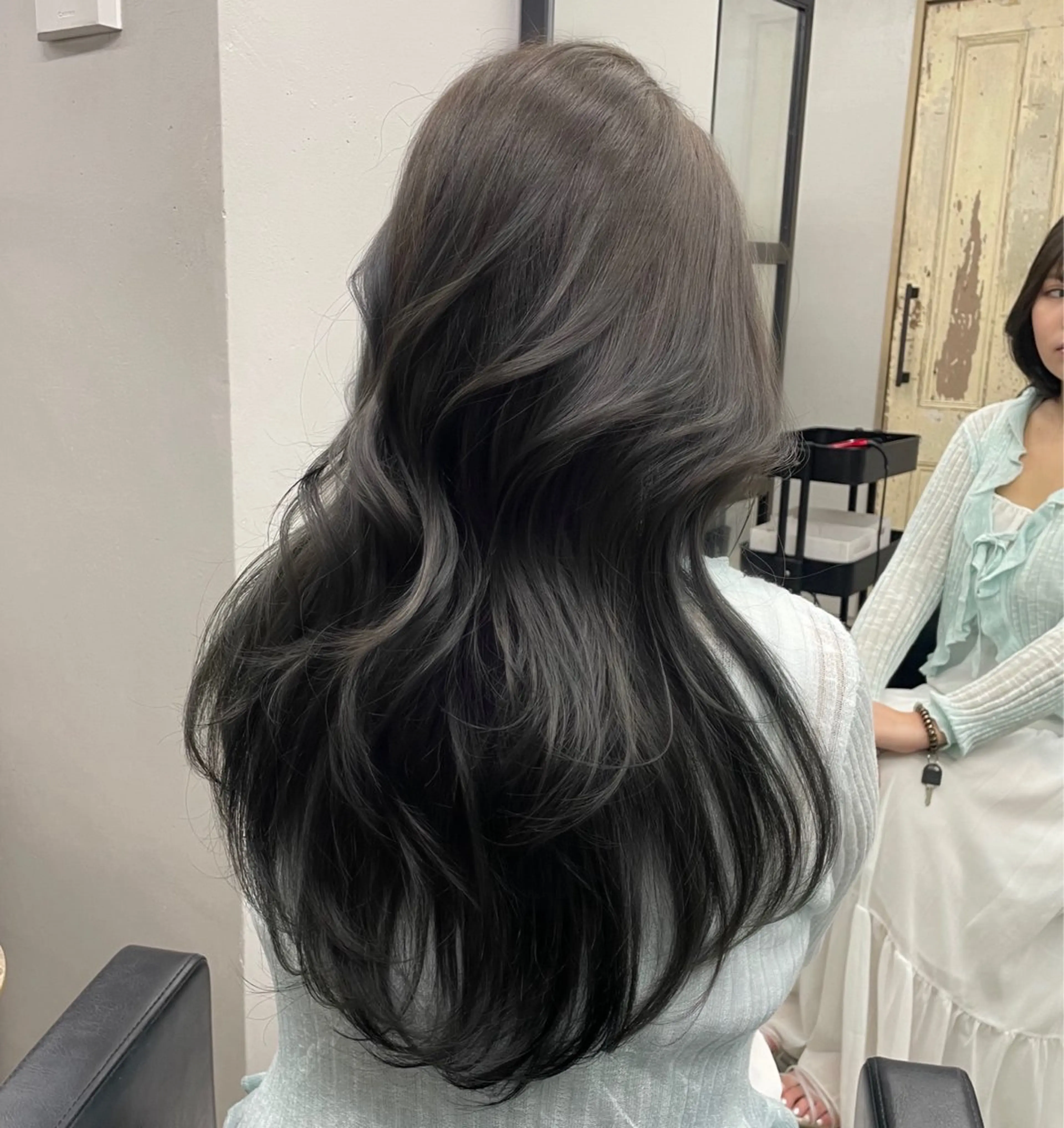 ロング カラー ヘアカラー 新宿/韓国ヘア/ 髪質改善ストレートのヘアスタイル
