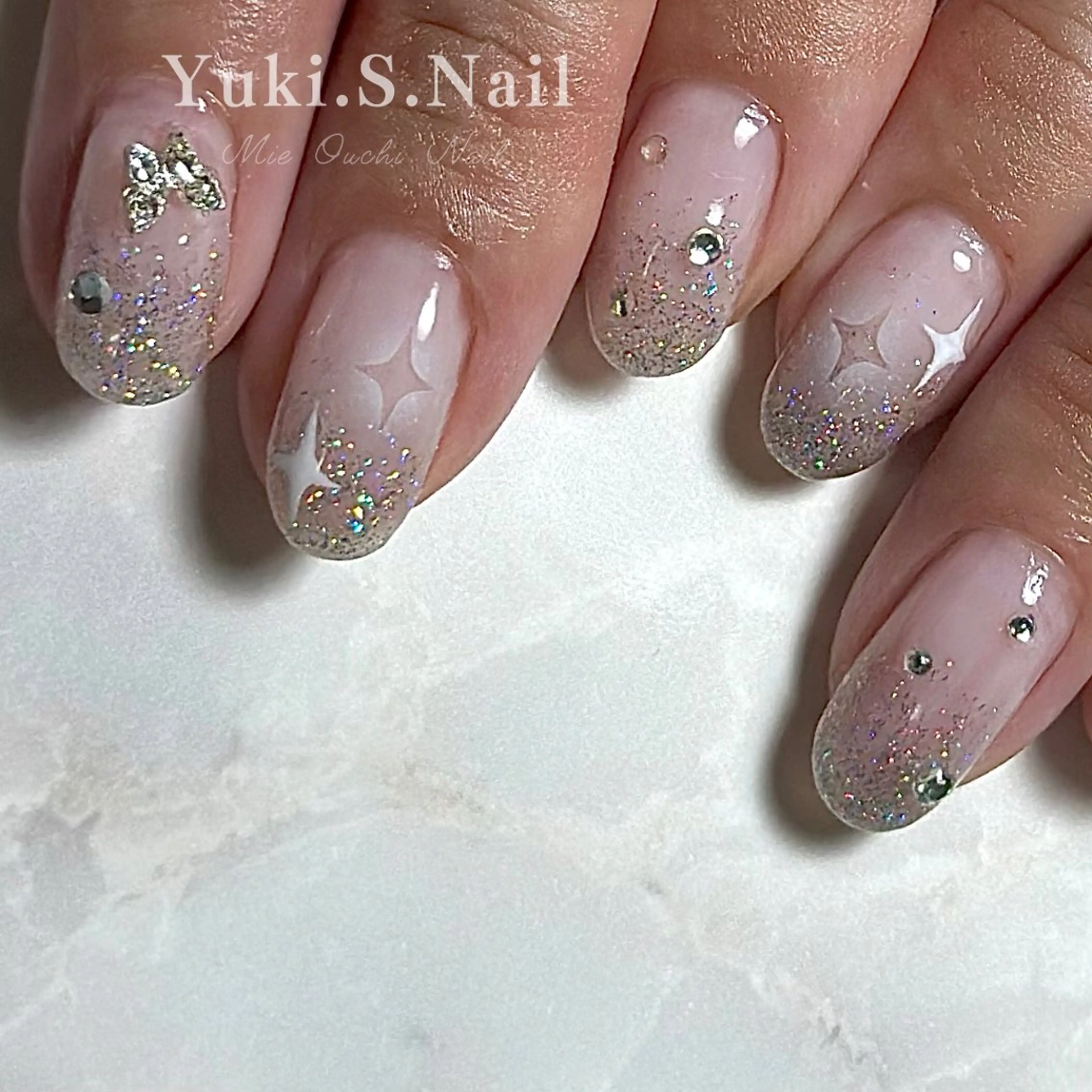 ショート 韓国風ヘア Yuki S.Nailのネイルデザイン