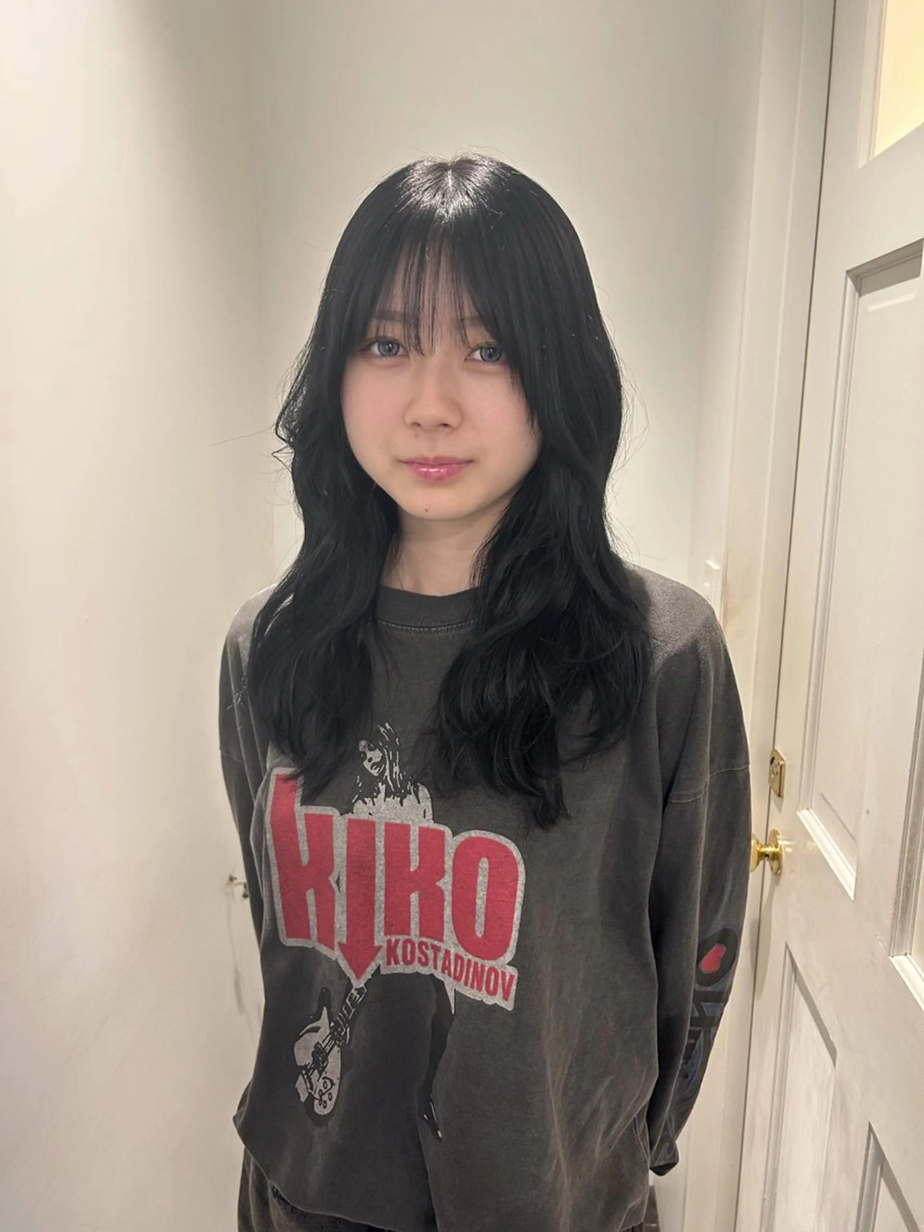 ロング カラー 湯浅 美葉のヘアスタイル