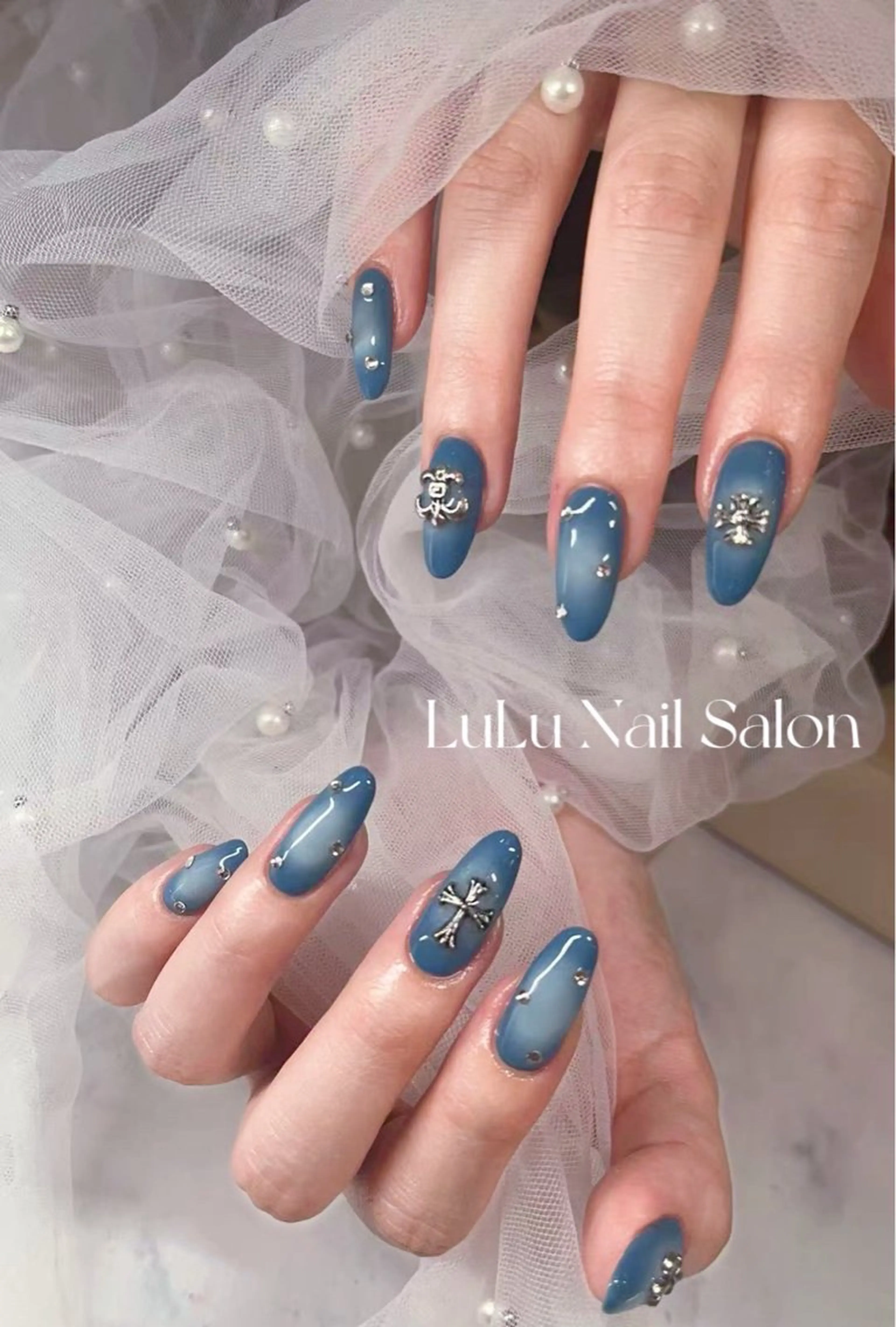ネイル ハンドネイル LULU Nail  Salon 新宿所属・LU LU NailSalonのネイルデザイン
