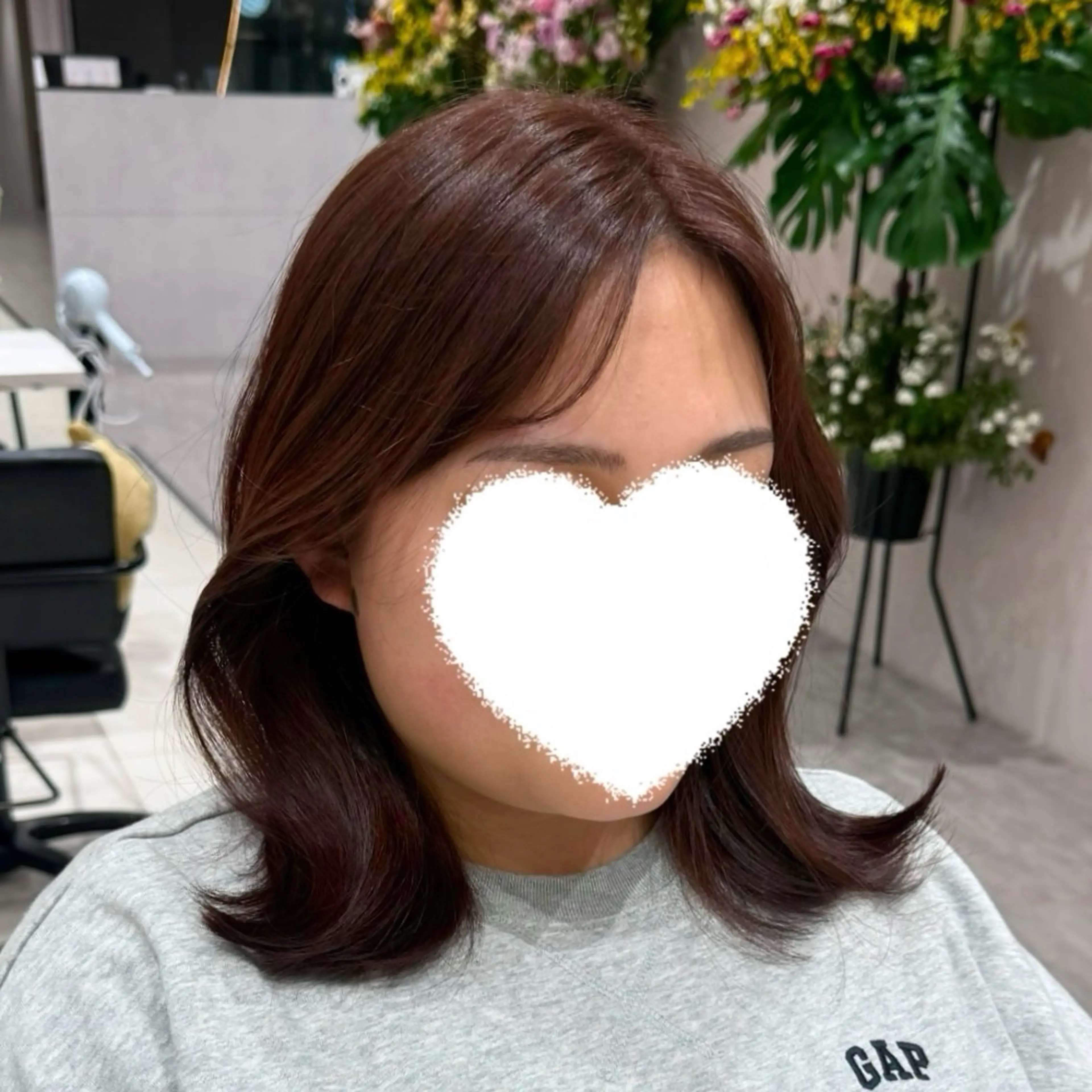ミディアム カラー ヘアカラー トリートメント 内田 志乃のヘアスタイル