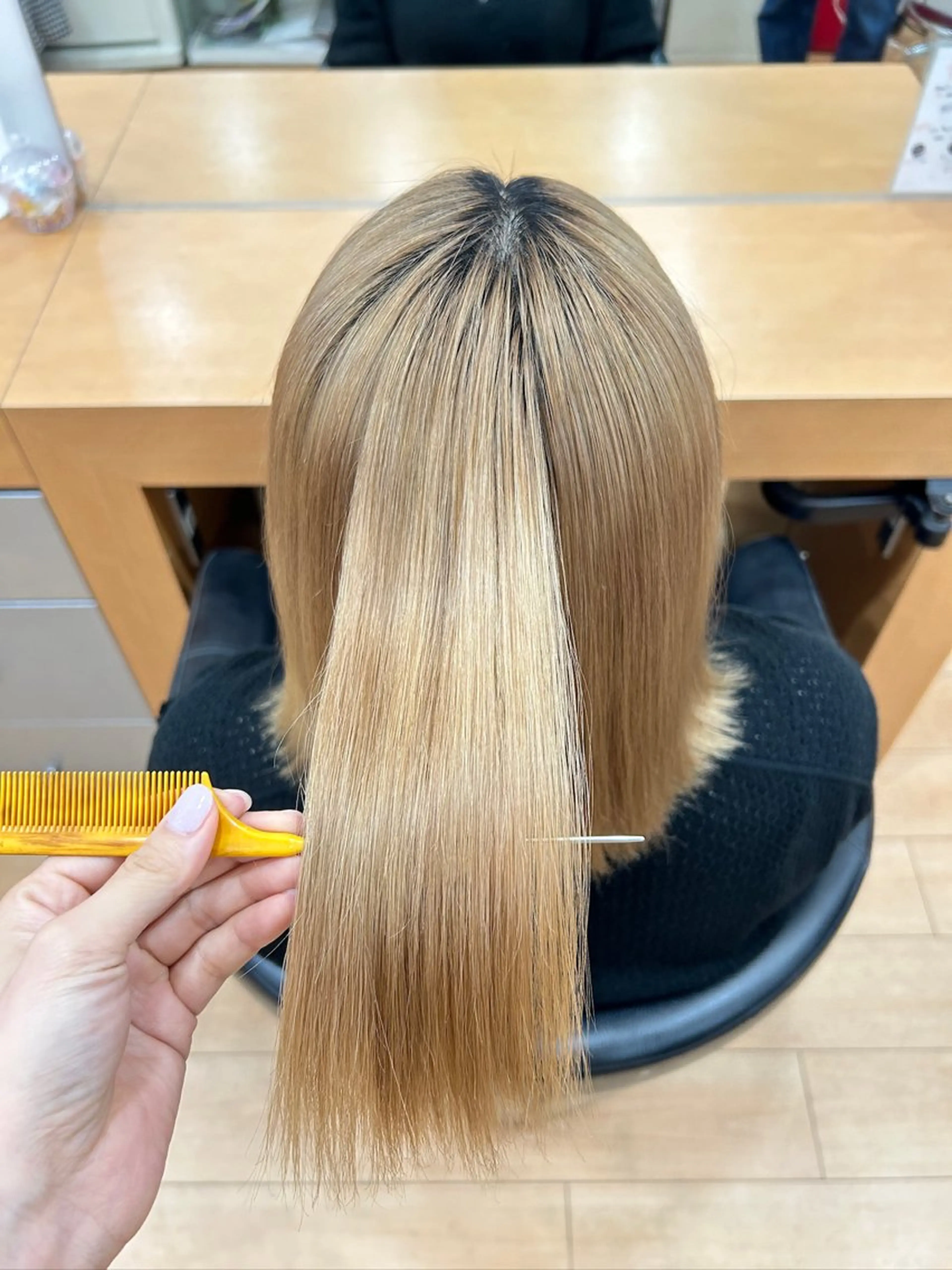 ミディアム 髪質改善 トリートメント 縮毛矯正×髪質改善 カラー×クロスパーマのヘアスタイル