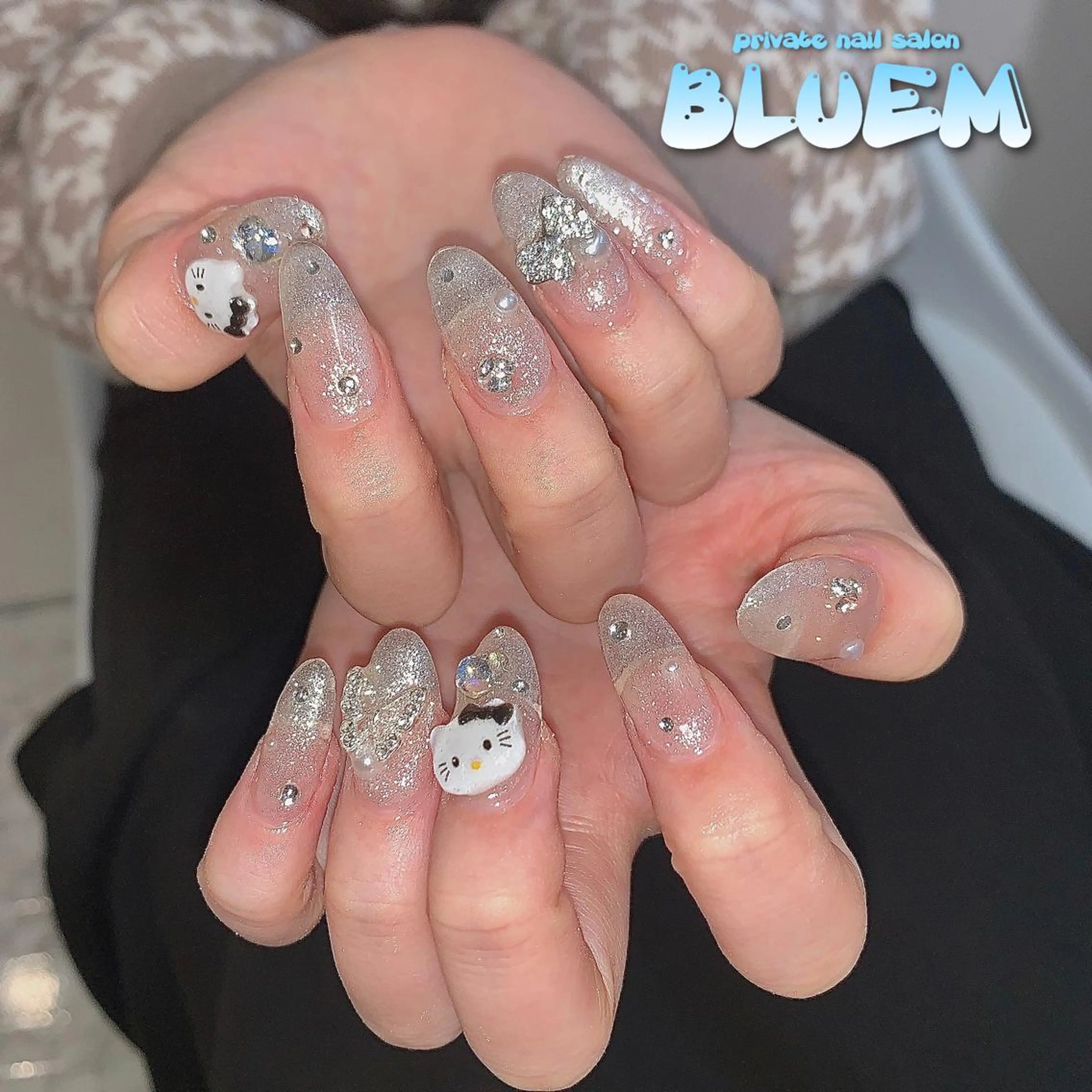 ネイル BLUEM なな🐶のネイルデザイン