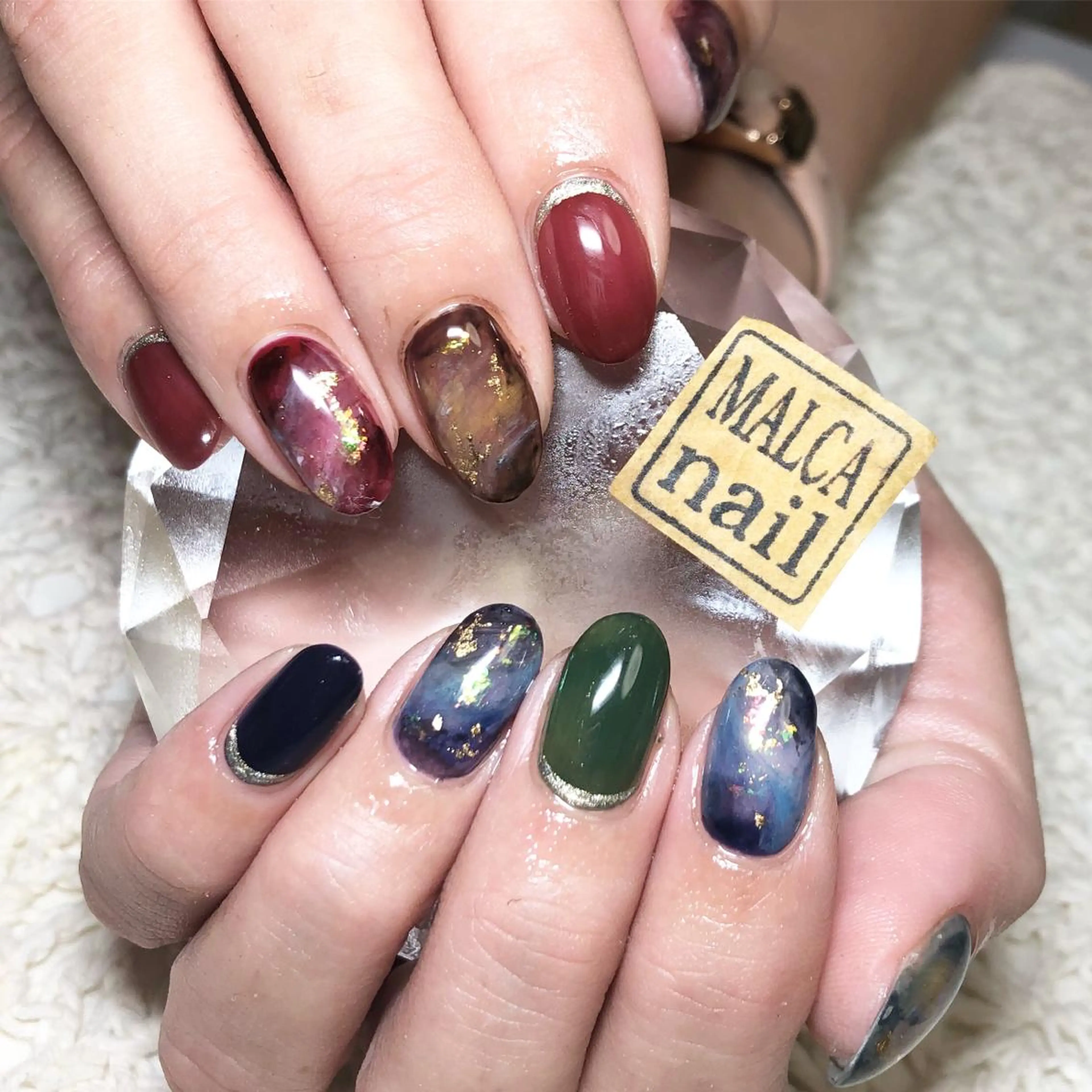 ミディアム カラー パーマ ヘアアレンジ ネイル マツエク・マツパ ハンドネイル MALCAnail(マルカネイル)所属・荒木 莉奈のネイルデザイン