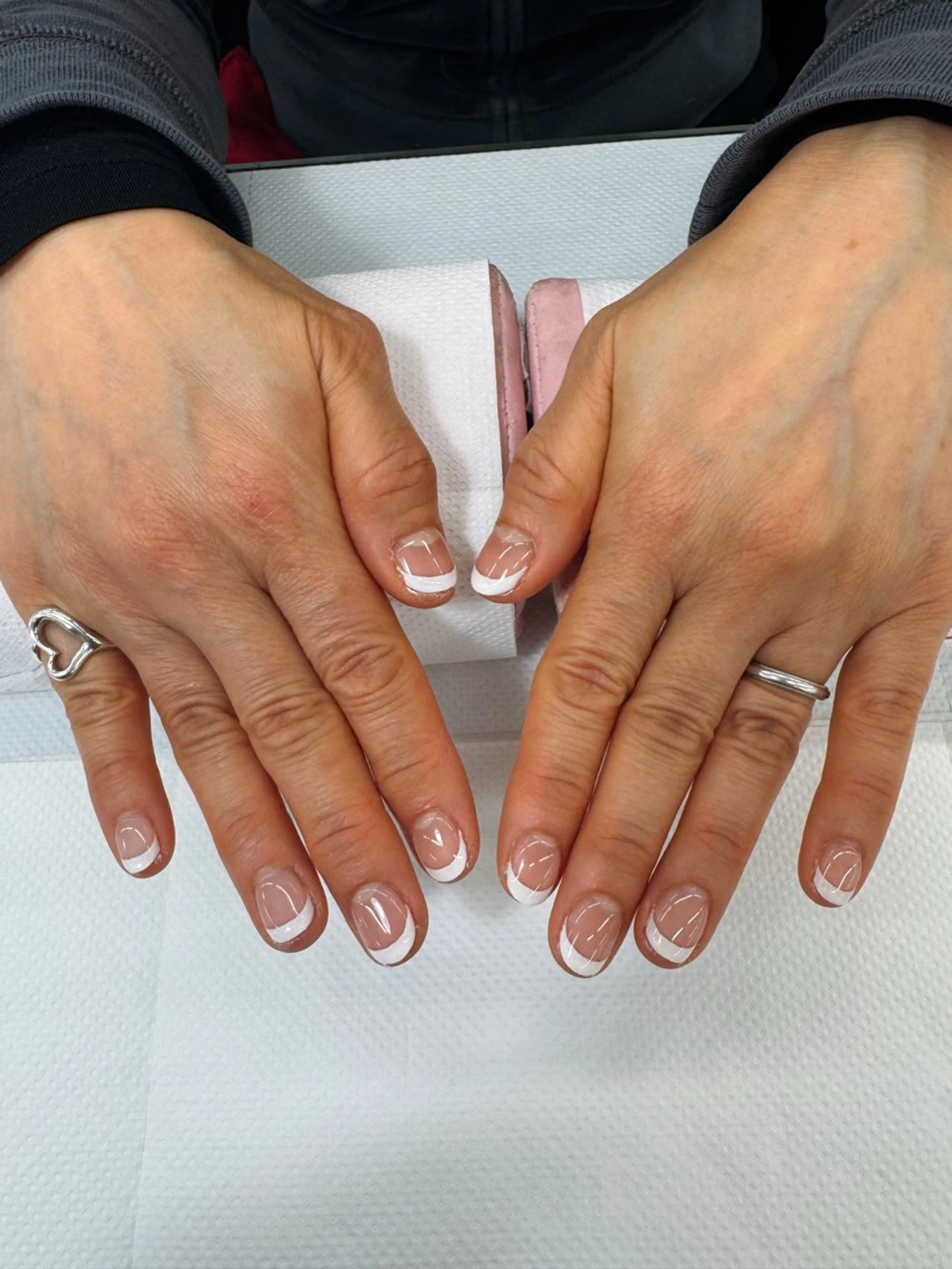 ネイル フレンチネイル ハンドネイル 【MAXKELLY】 Shiotaのネイルデザイン