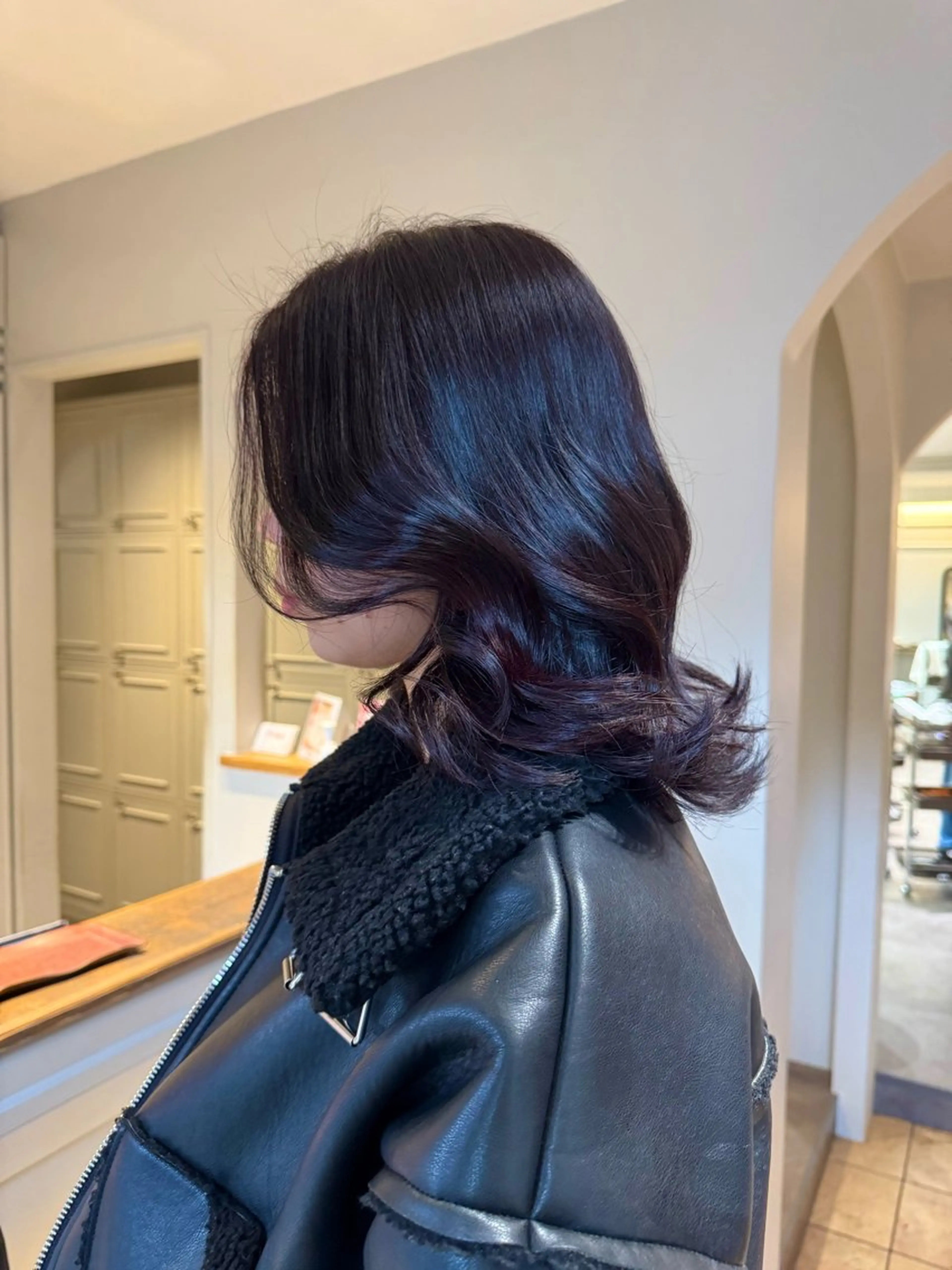 カラー ヘアカラー トリートメント 透明感ある艶カラー / KAKOのヘアスタイル