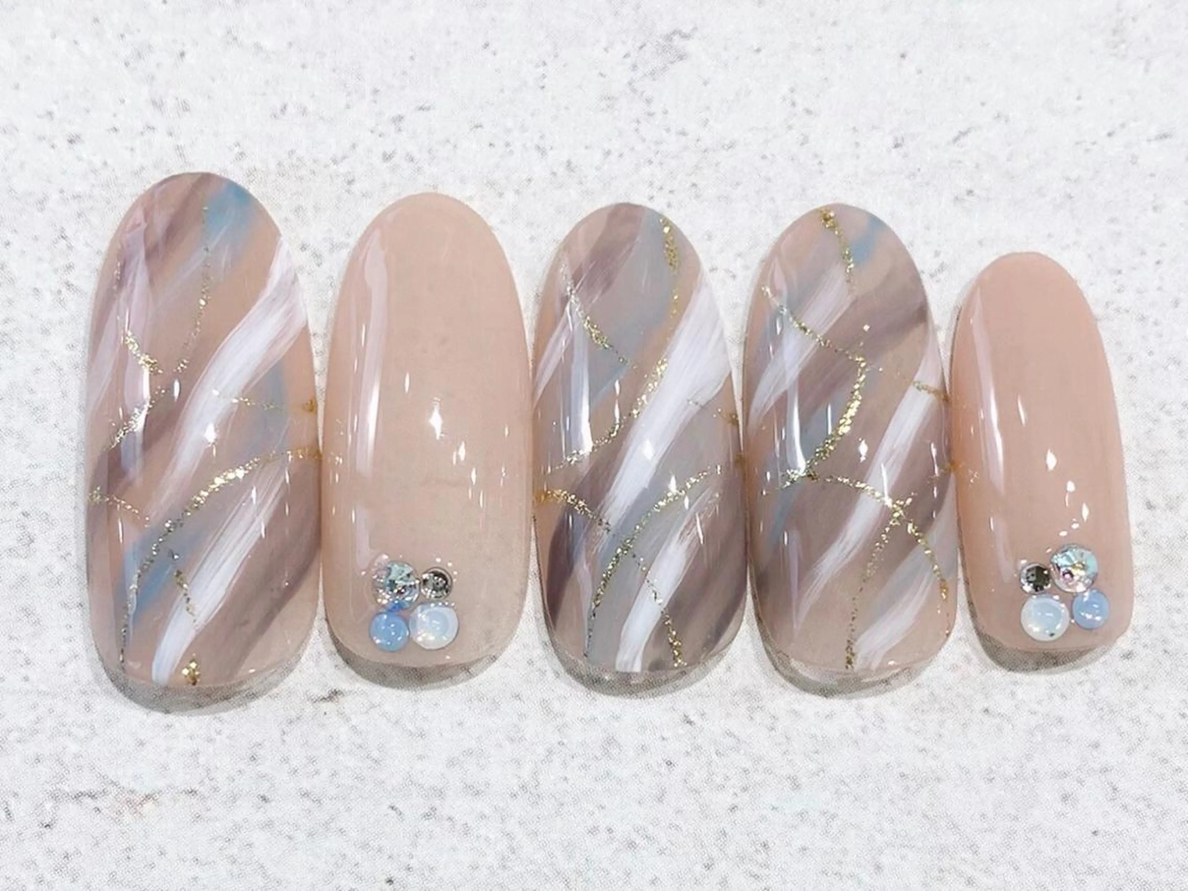 ネイル Nail salon mewのネイルデザイン