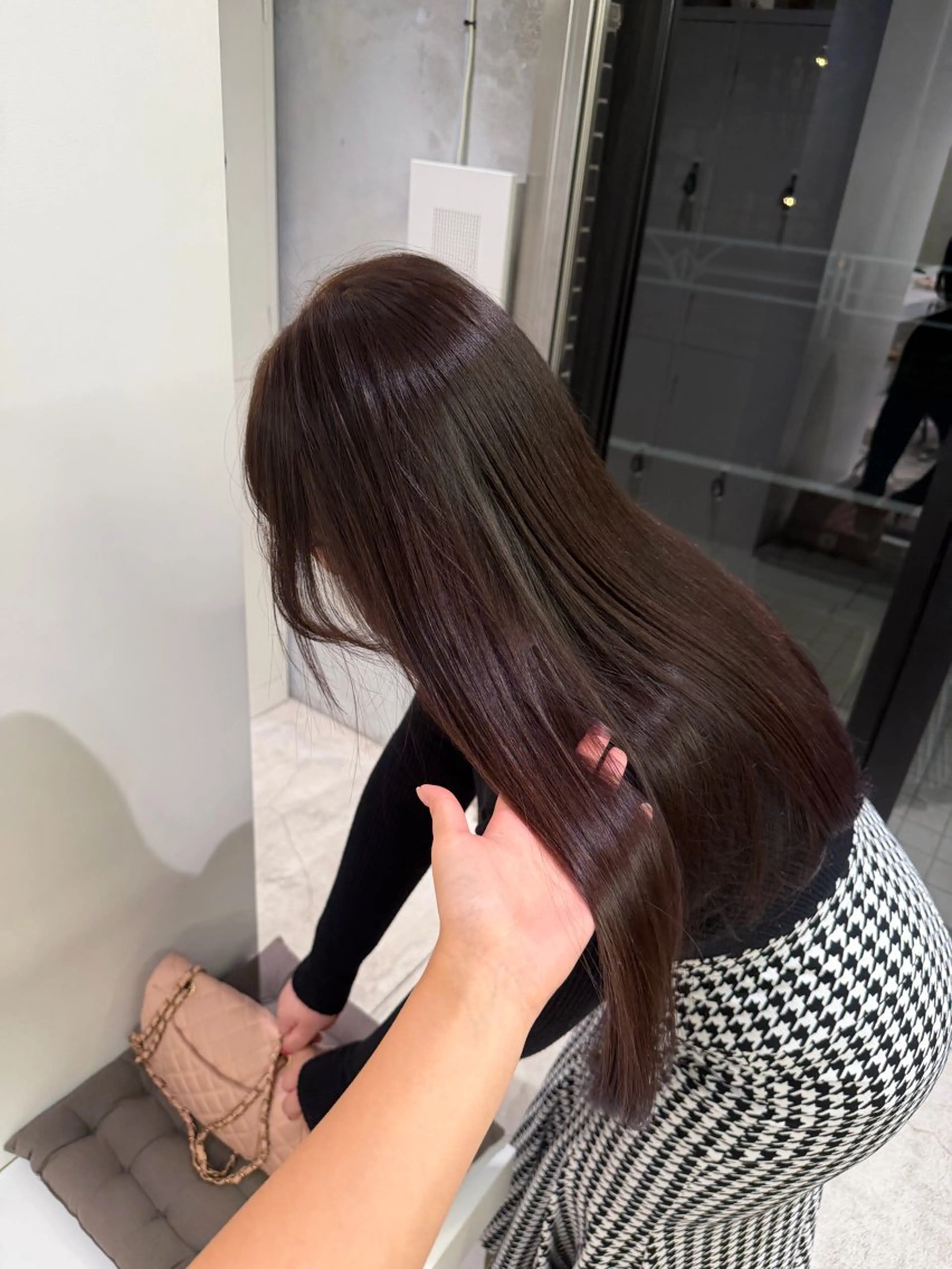 ロング ヘアカラー LONESS GINZA所属・FUJIIKANON /ケア‪透明感カラーのヘアスタイル