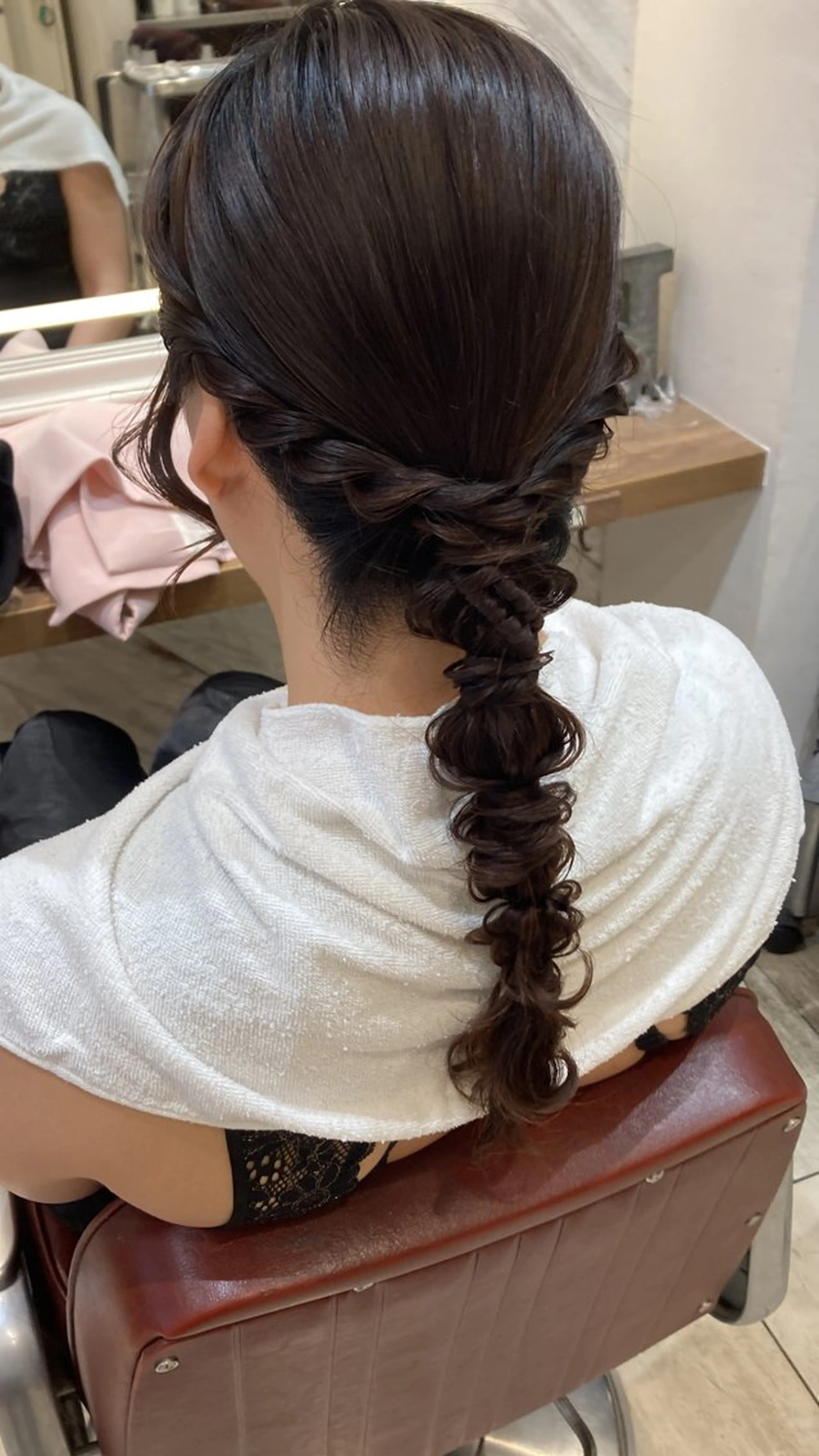 ロング ハウス山下あやか 成人式カットカラーのヘアスタイル