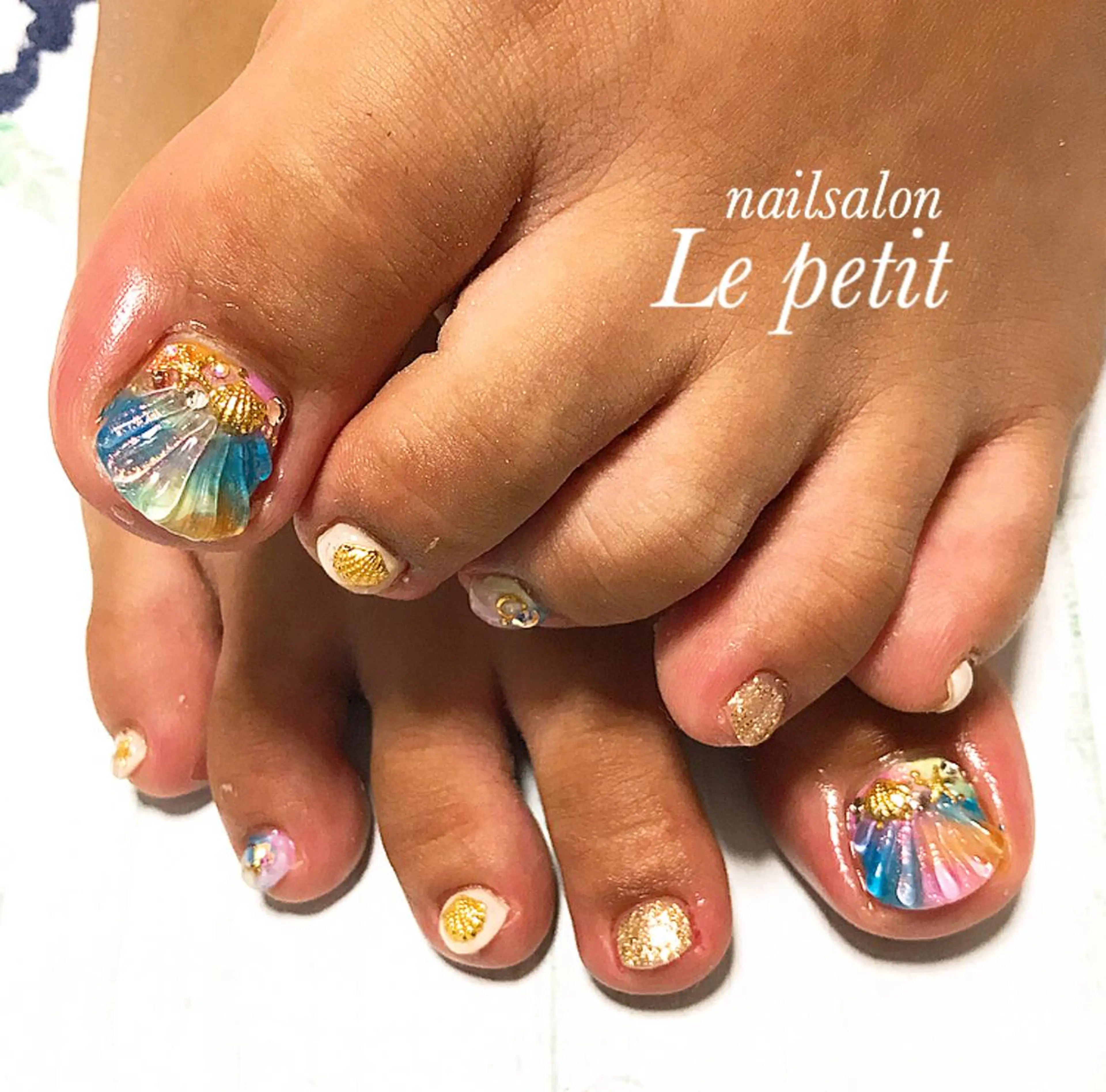 ネイル 石野 広佳のネイルデザイン