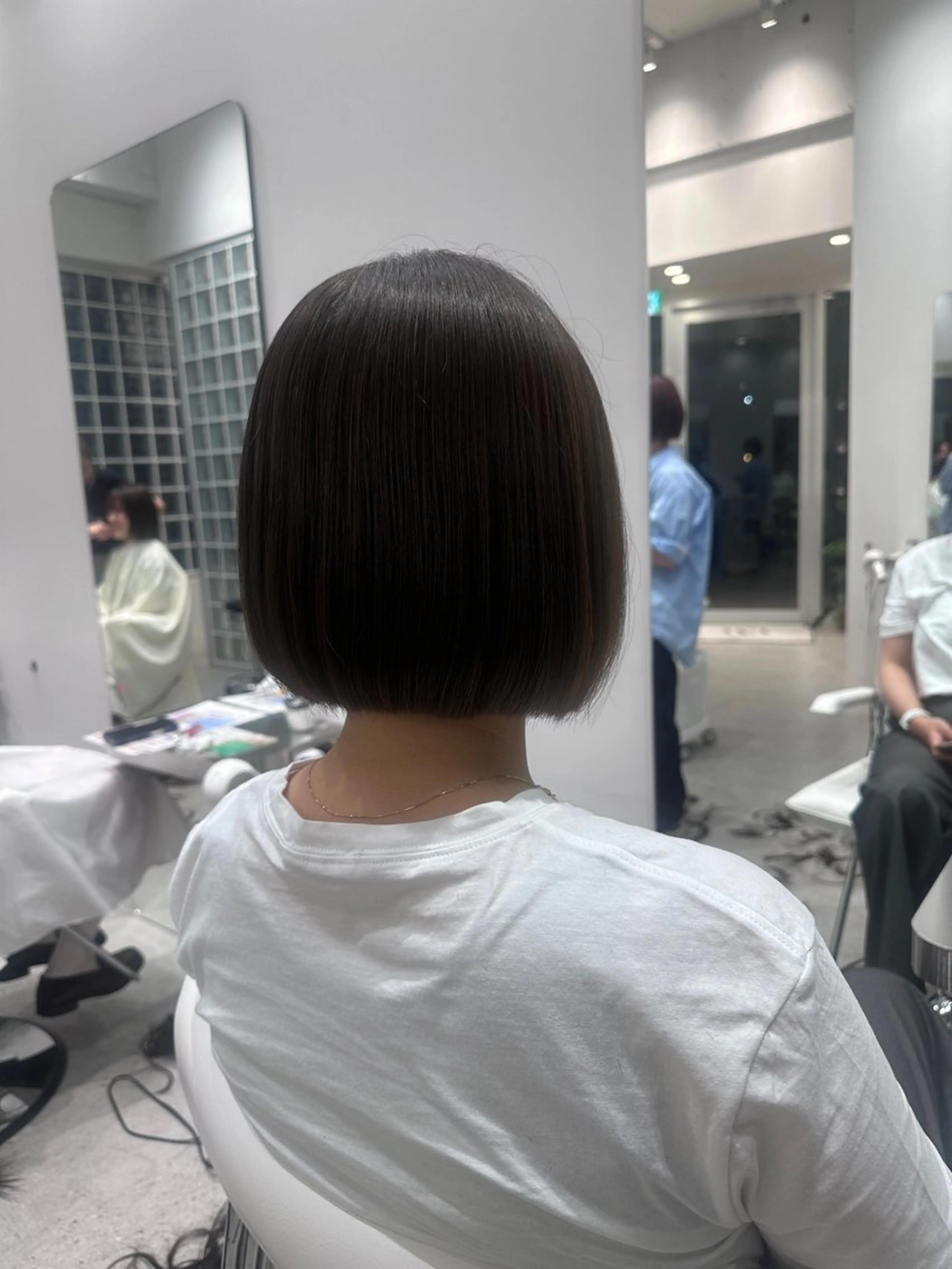 ショート YUI/レイヤー/ ハッシュカットのヘアスタイル