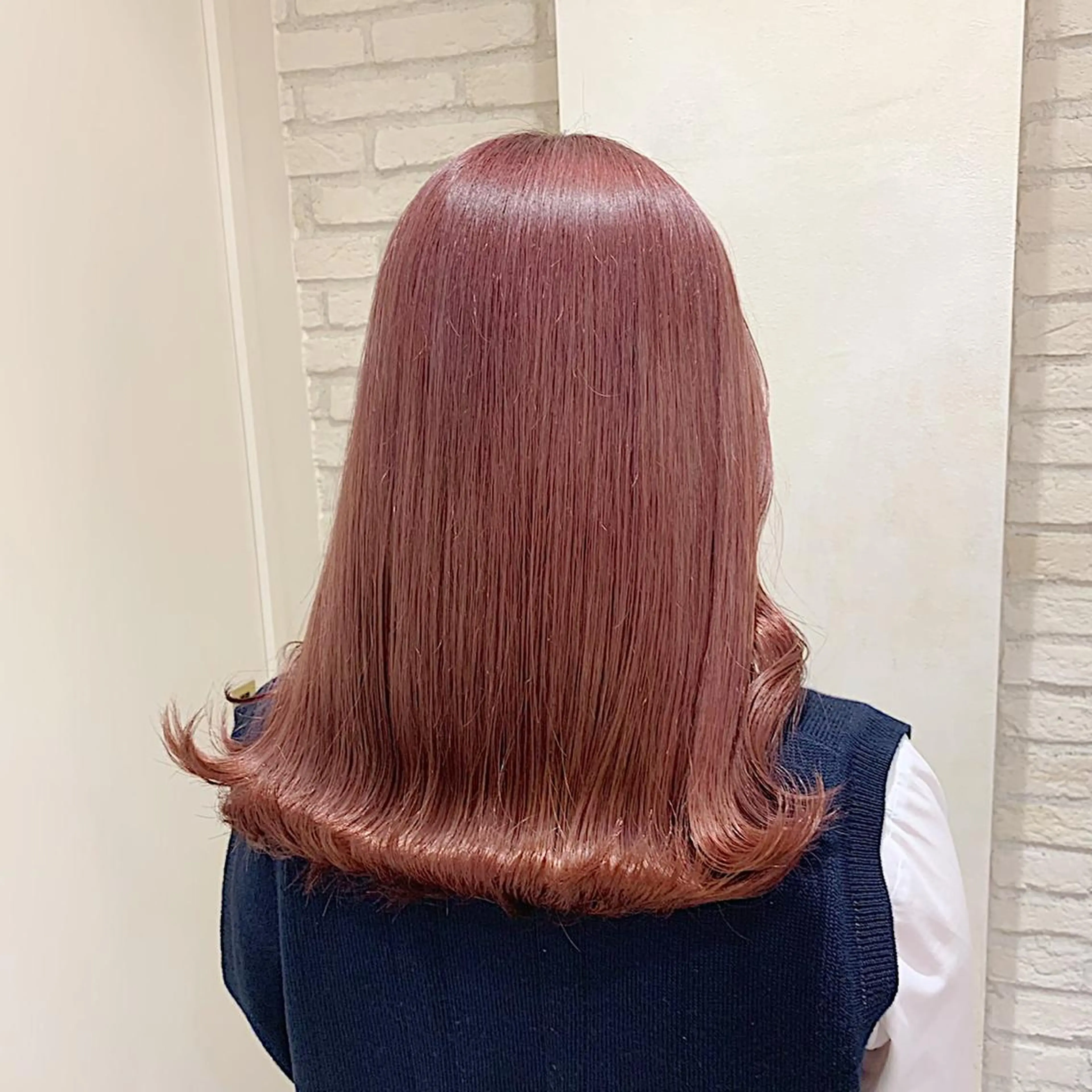 セミロング カラー ブリーチ オレンジ ピンクカラー ヘアカラー エクステ/ハイトーン 🐏☁️miminaのヘアスタイル