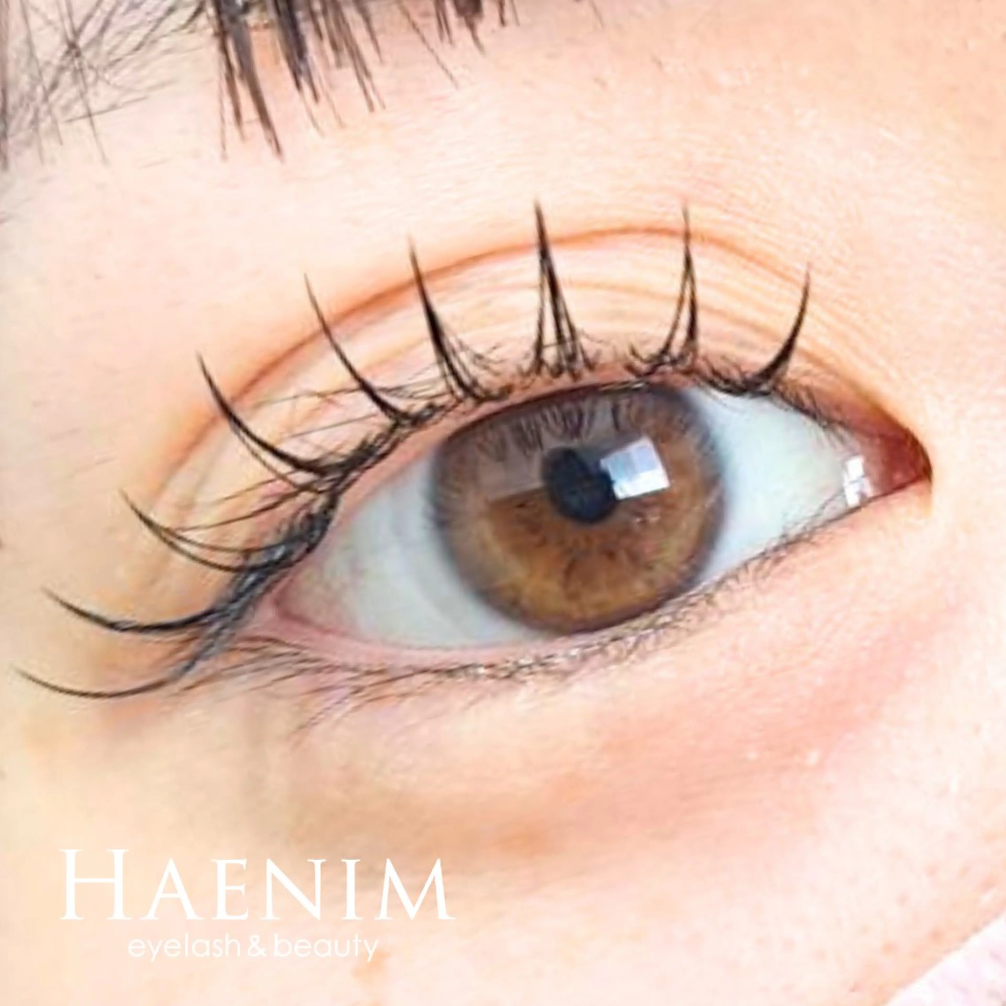 【ミニモ限定30％Off】パリエク 80本（パリジェンヌ＋シングルラッシュ）他店オフ無料の写真