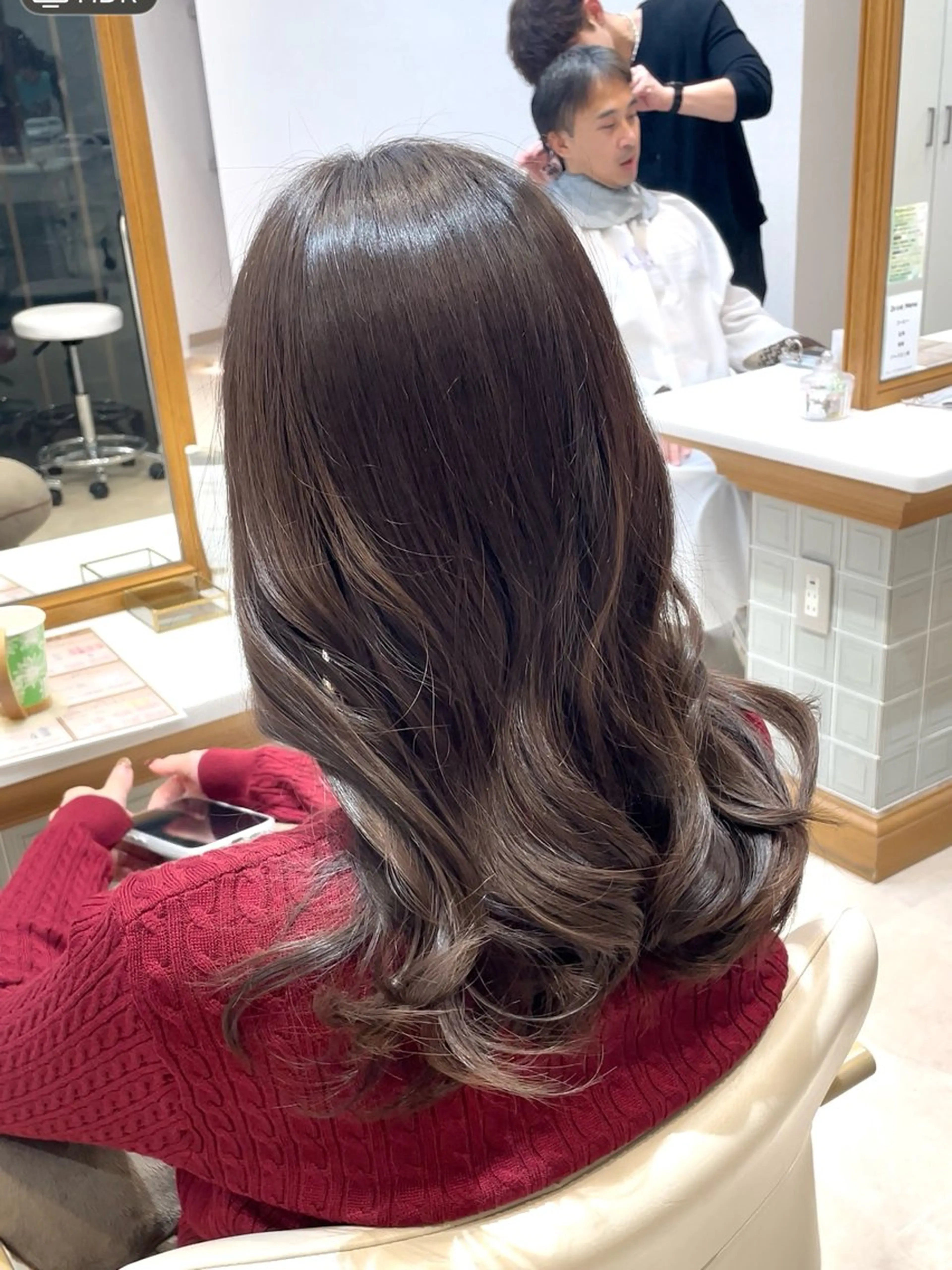 セミロング カット ヘアカラー トリートメント ヘッドスパ／透明感 カラー伊藤 千尋のヘアスタイル
