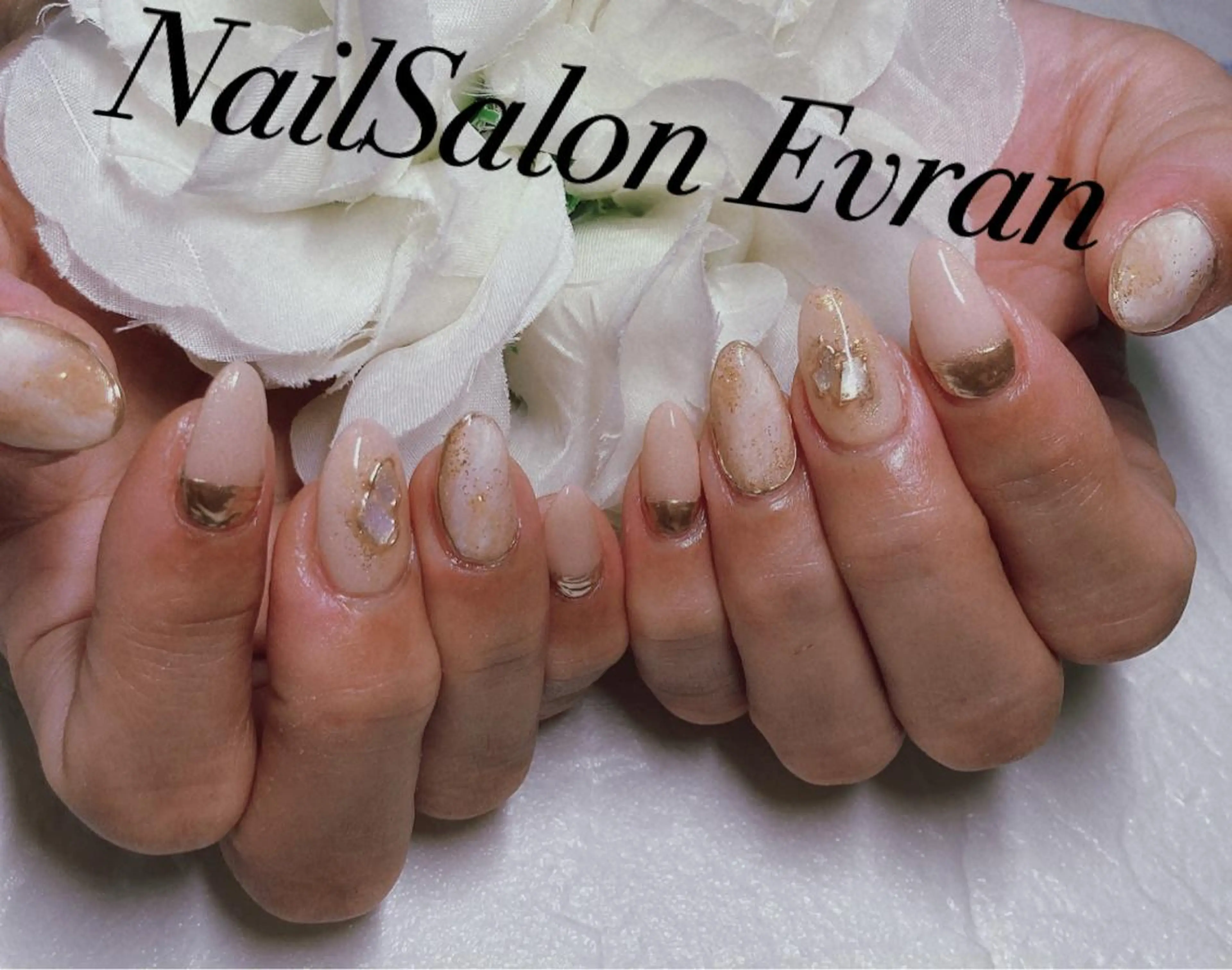 ネイル ニュアンスネイル ハンドネイル Nail salon Evranのネイルデザイン