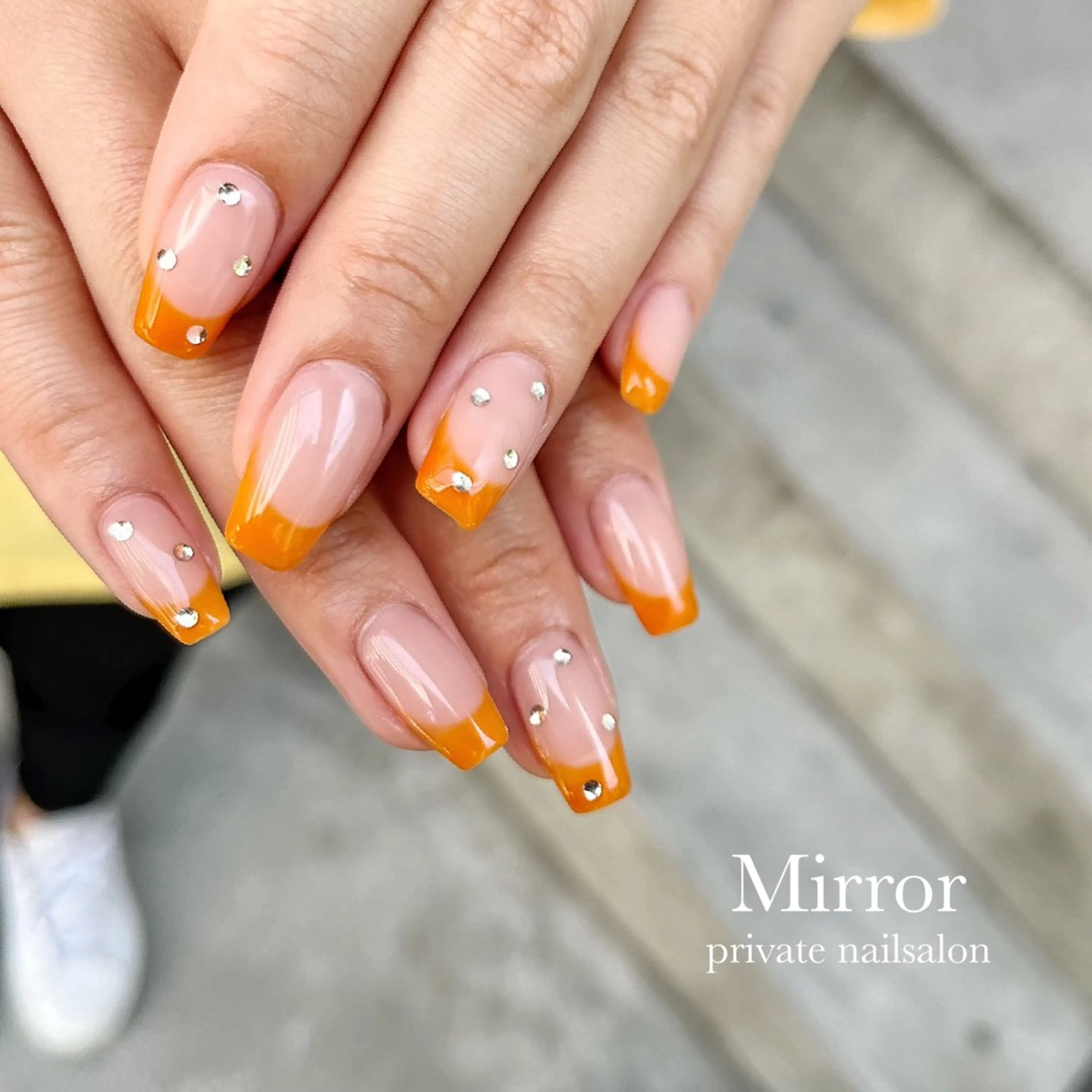 ネイル nailsalon Mirrorのネイルデザイン