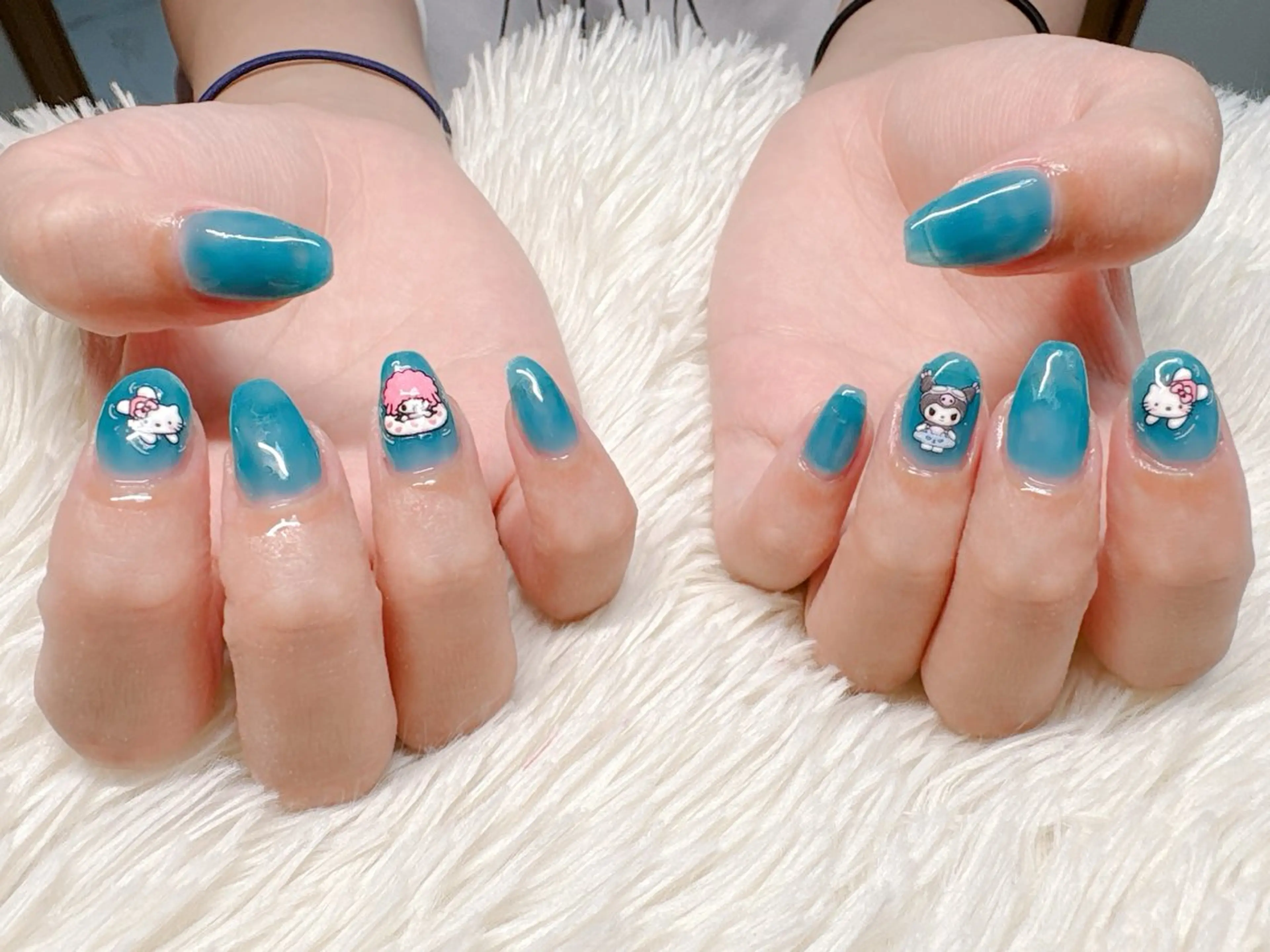 ネイル パッチリオメメ Lianaのネイルデザイン