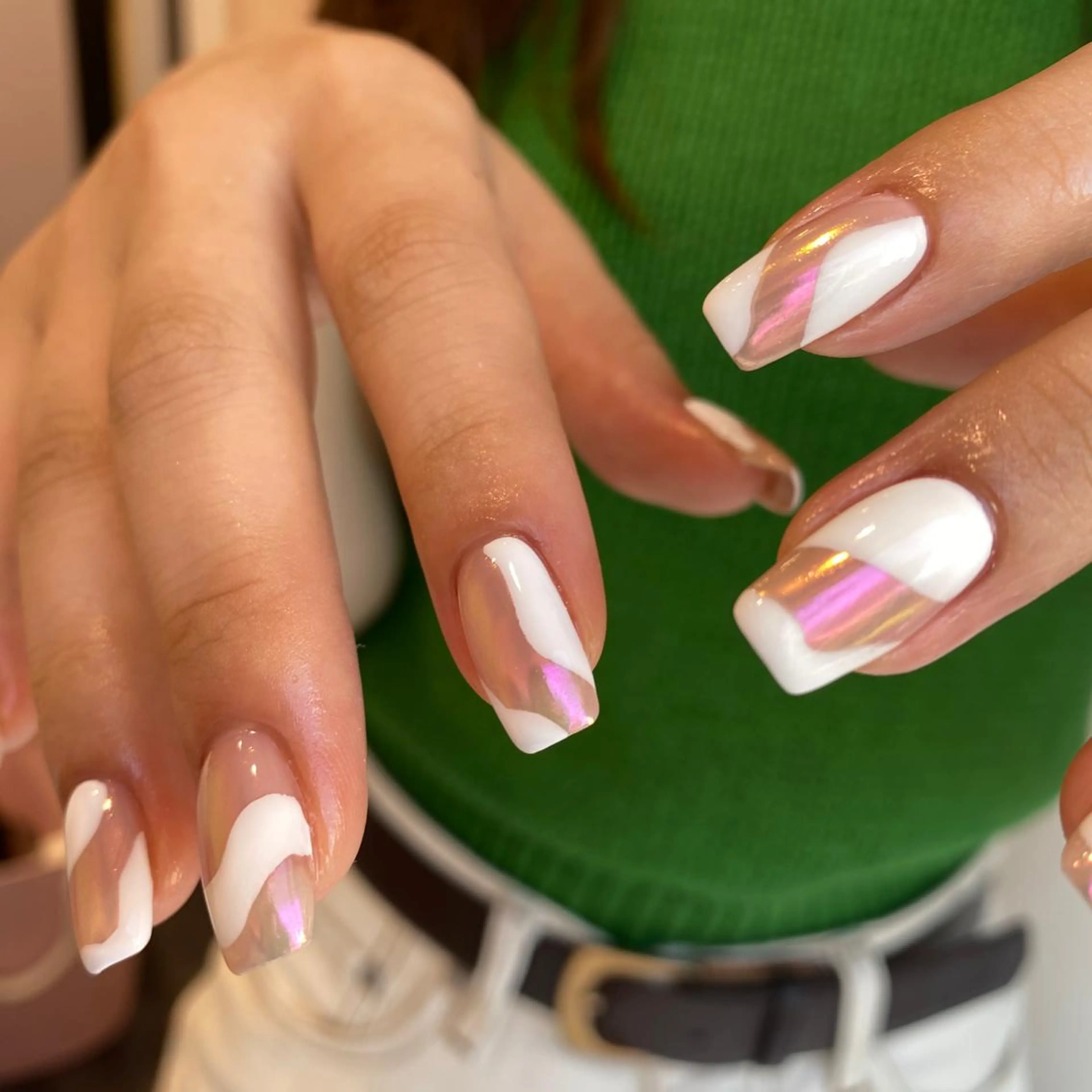 ネイル ハンドネイル NINEnami ニュアンスネイルのネイルデザイン