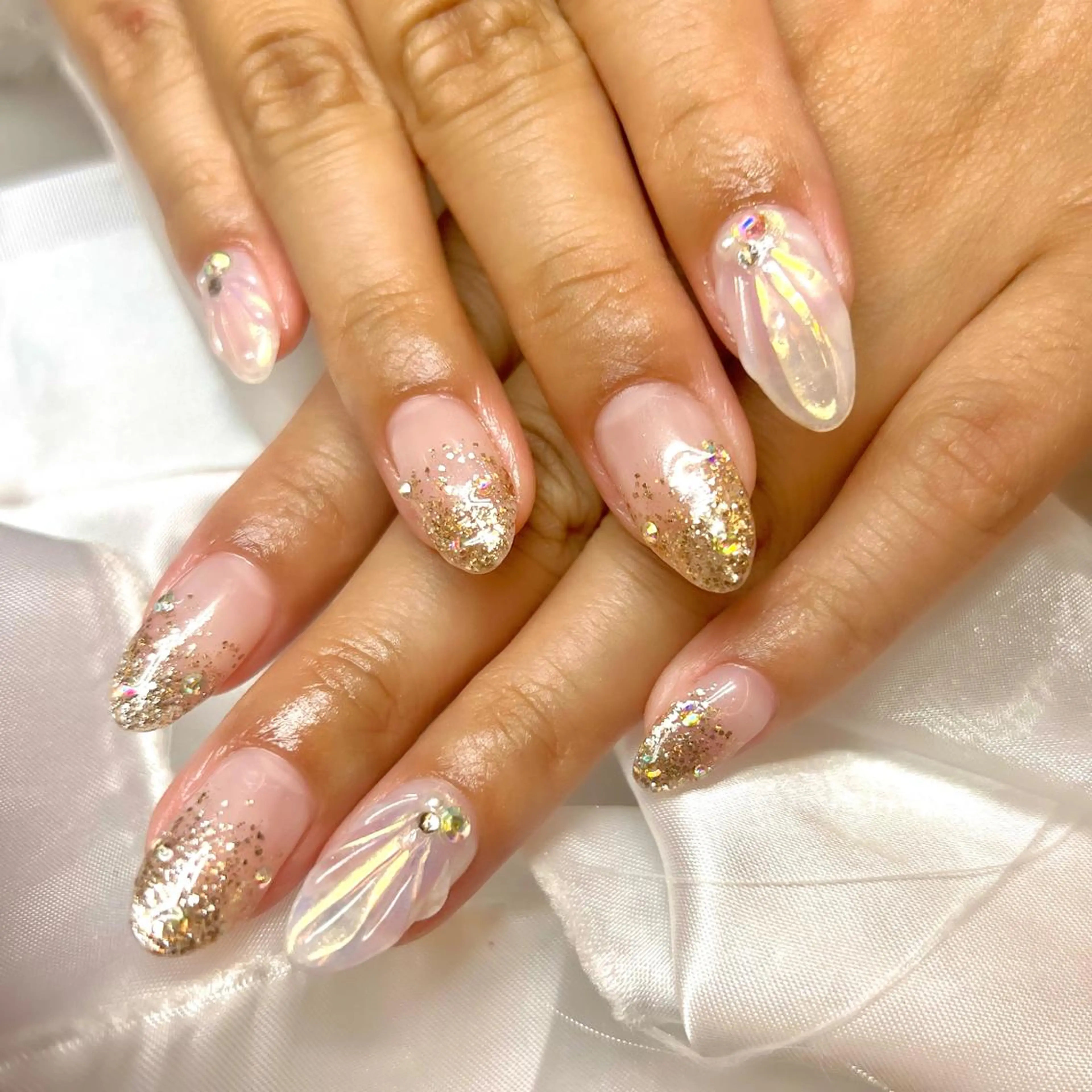 ネイル アートネイル オーロラネイル ジェルネイル 韓国ネイル ロングネイル ハンドネイル clover nailのネイルデザイン