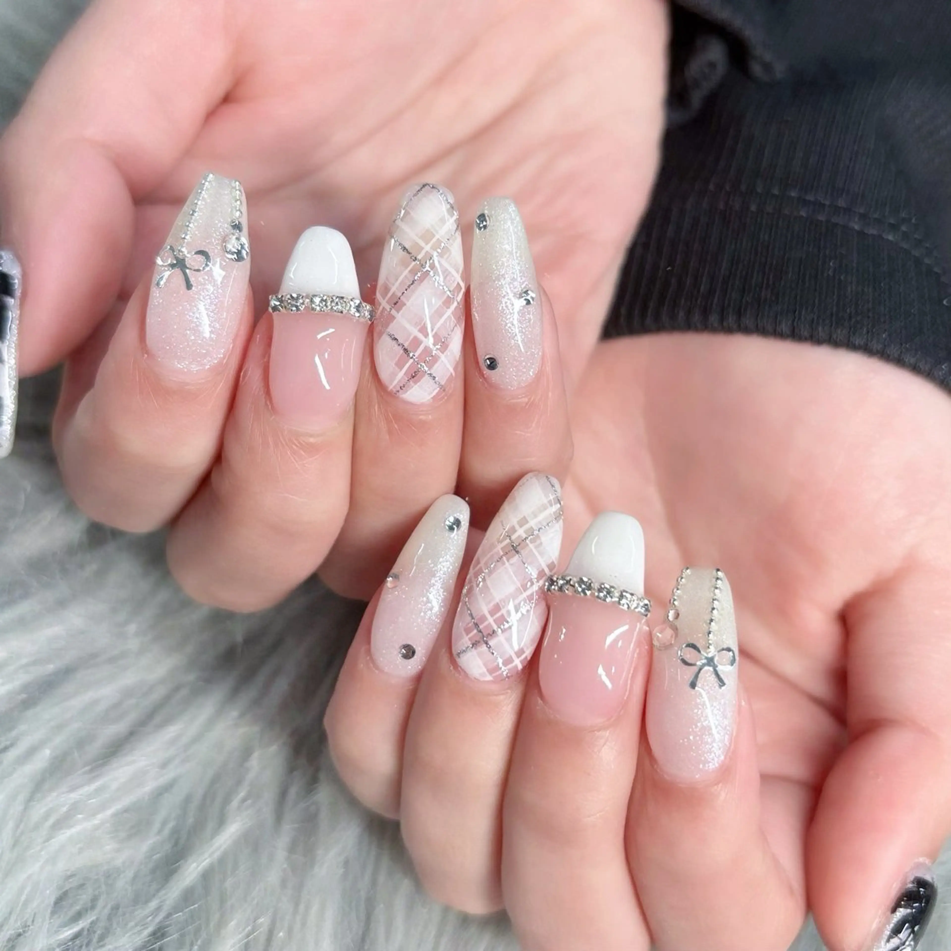 ネイル pomy nail CHISAKIのネイルデザイン
