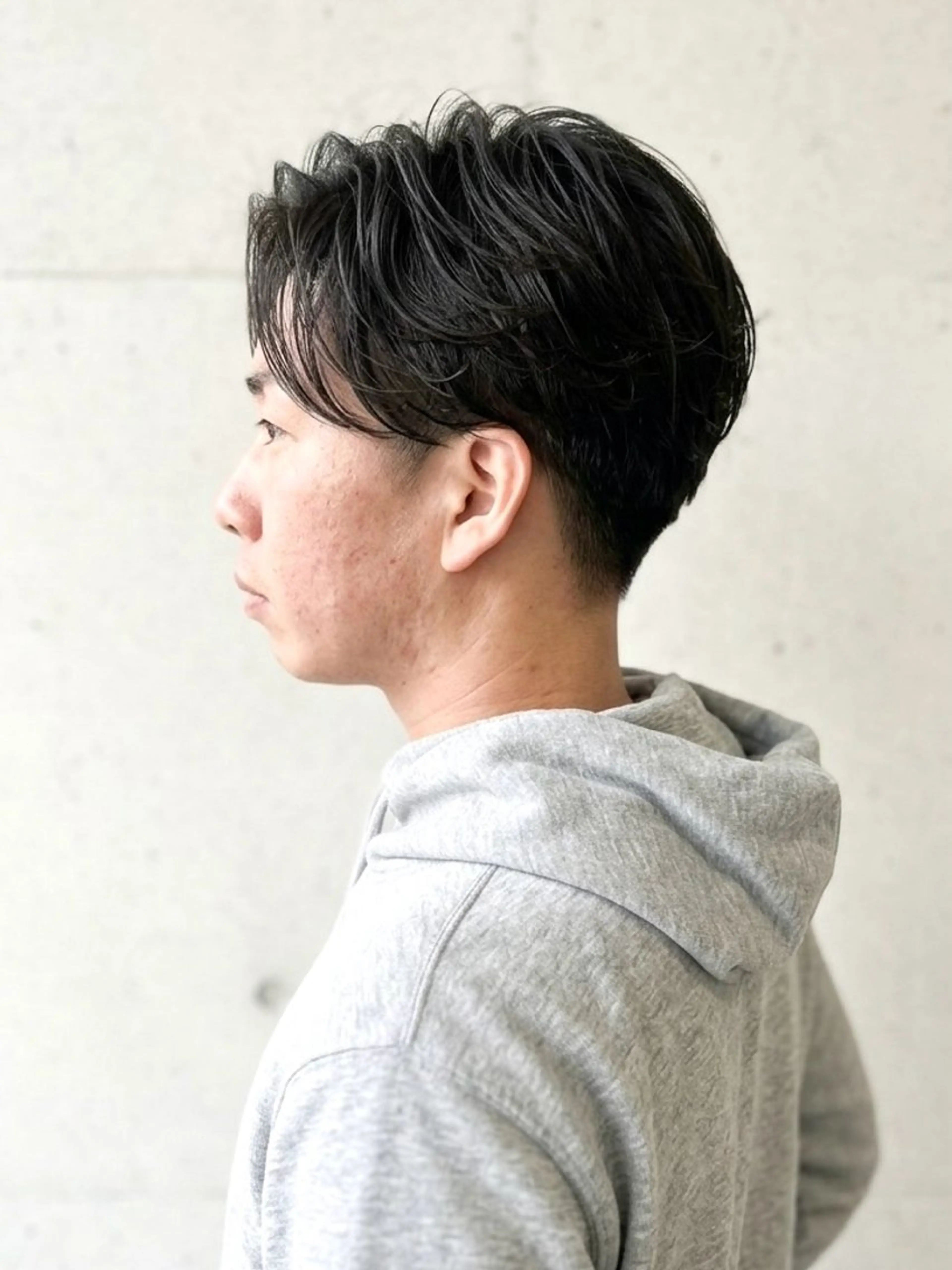 ショート パーマ メンズ 刈り上げ ショートヘア カット パーマ 大人メンズパーマ /石川瑠青のヘアスタイル