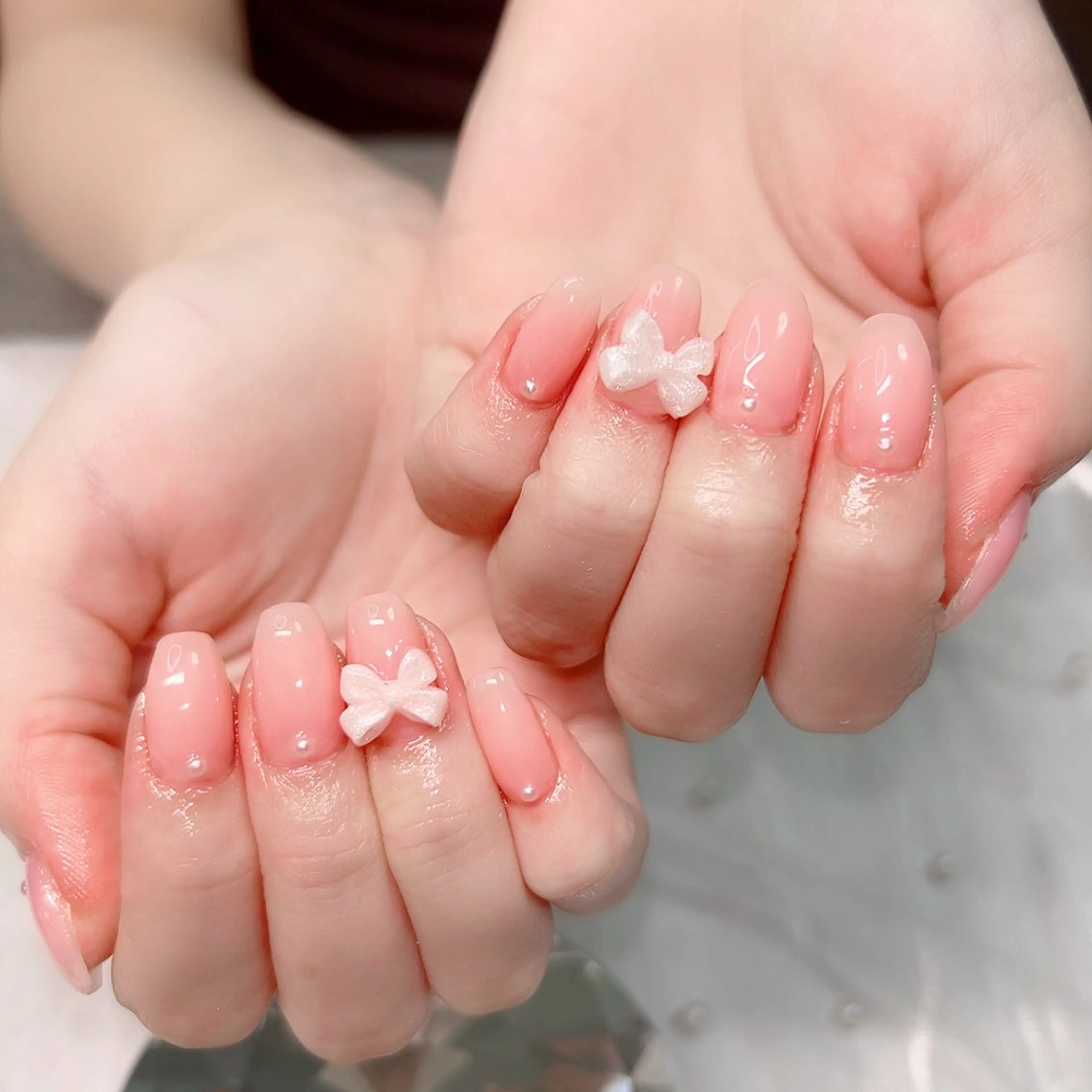 ネイル マグネットネイル ミラーネイル オフィスネイル ワンカラーネイル シルバー ハンドネイル Cute Tips nailのネイルデザイン