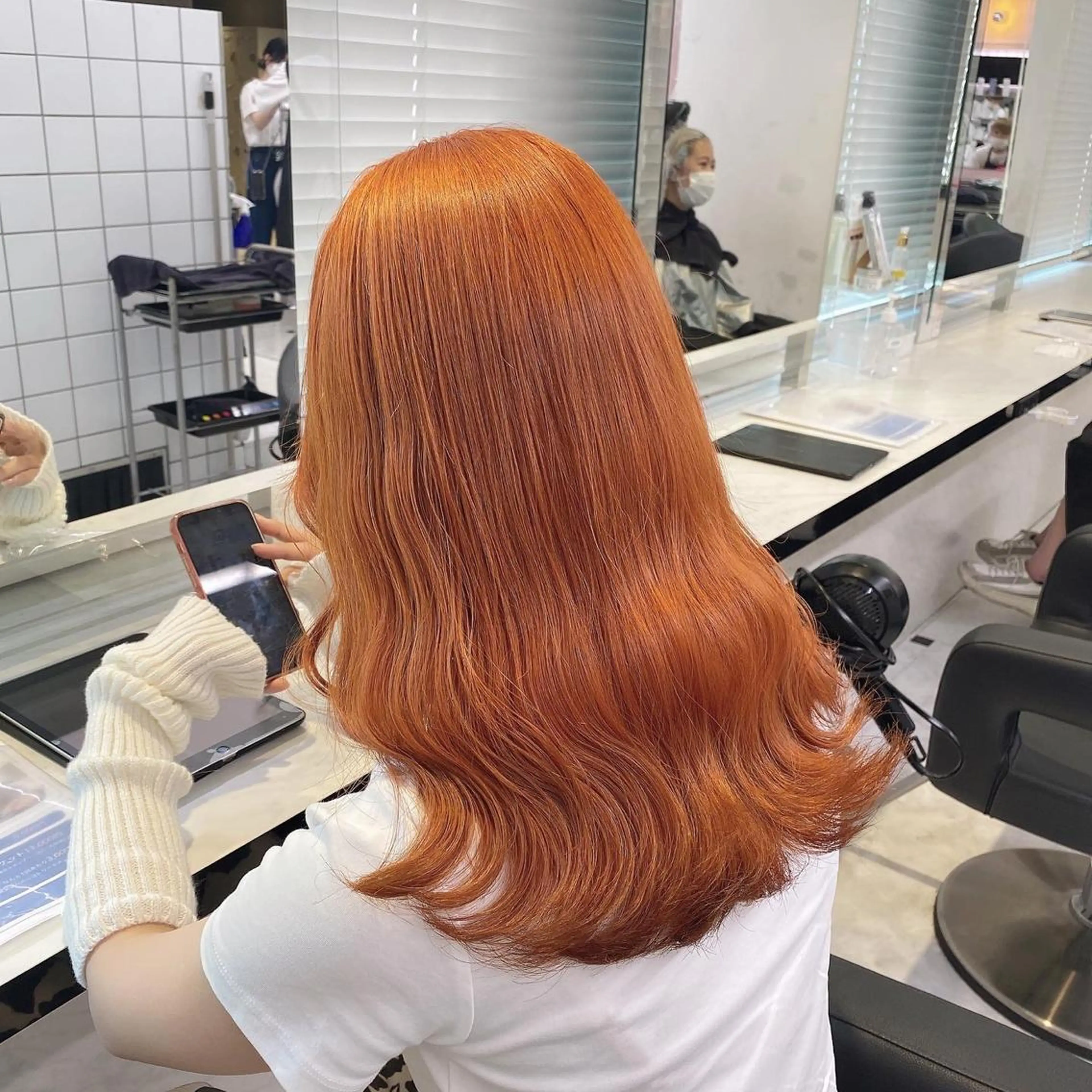 セミロング カラー ヘアアレンジ 💕上野美容師☁ ブリーチ💖サワのヘアスタイル