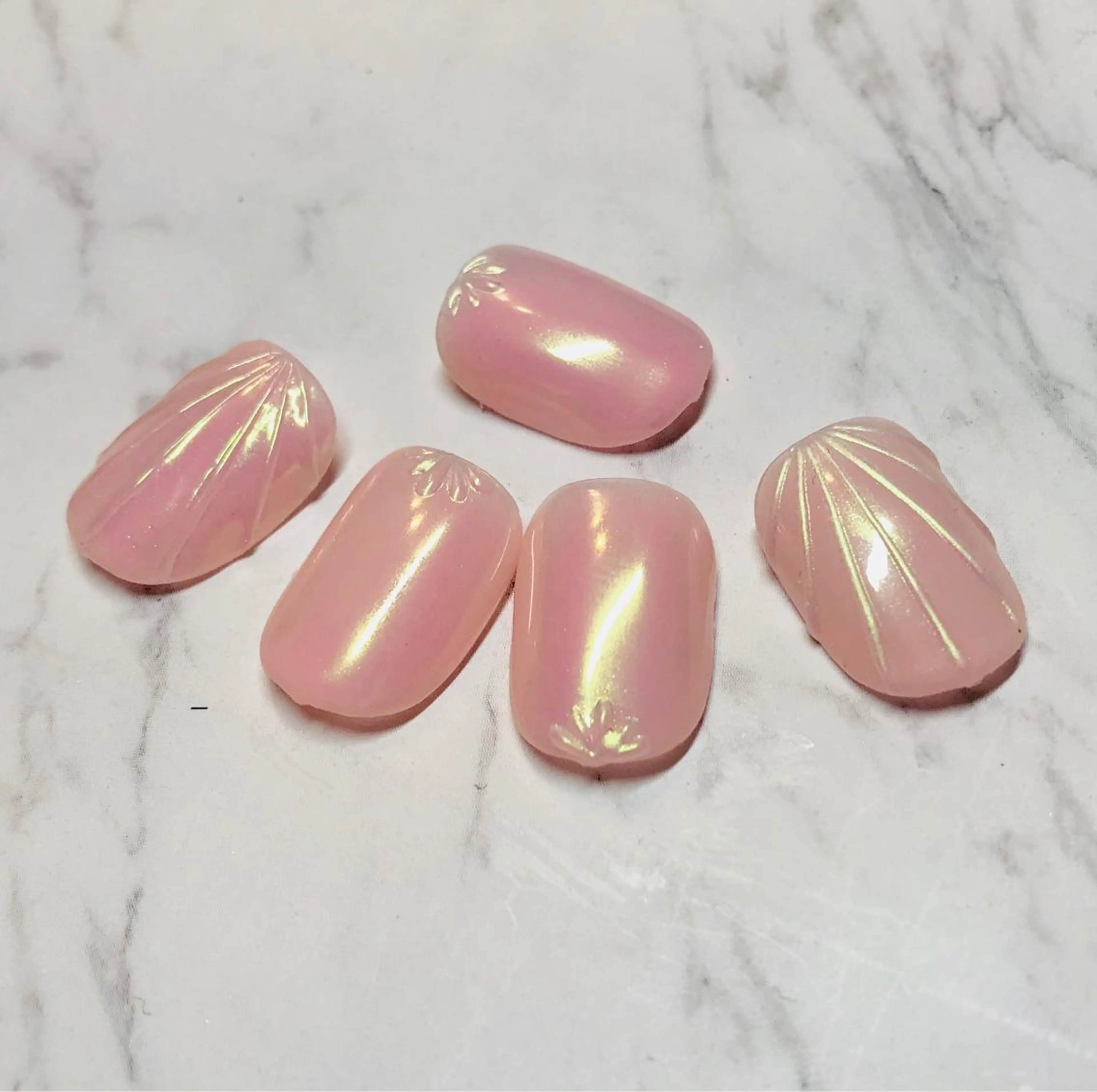 ショート ネイル オーロラネイル クリアネイル ハンドネイル ハンドケア nail&eye Aoのマツエク・マツパデザイン