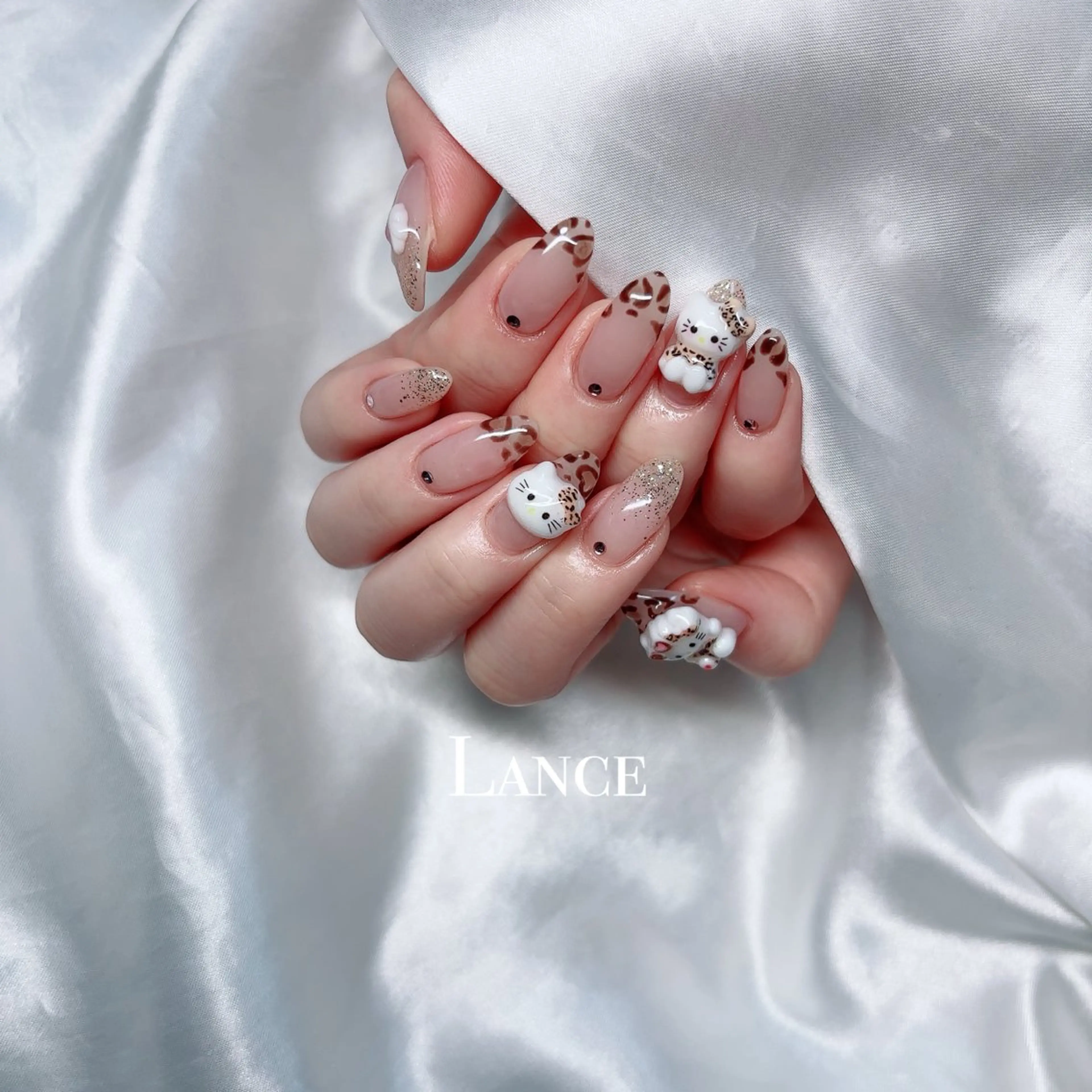 ネイル キラキラネイル 韓国ネイル 春ネイル ワンホンネイル 冬ネイル Lance nailのネイルデザイン