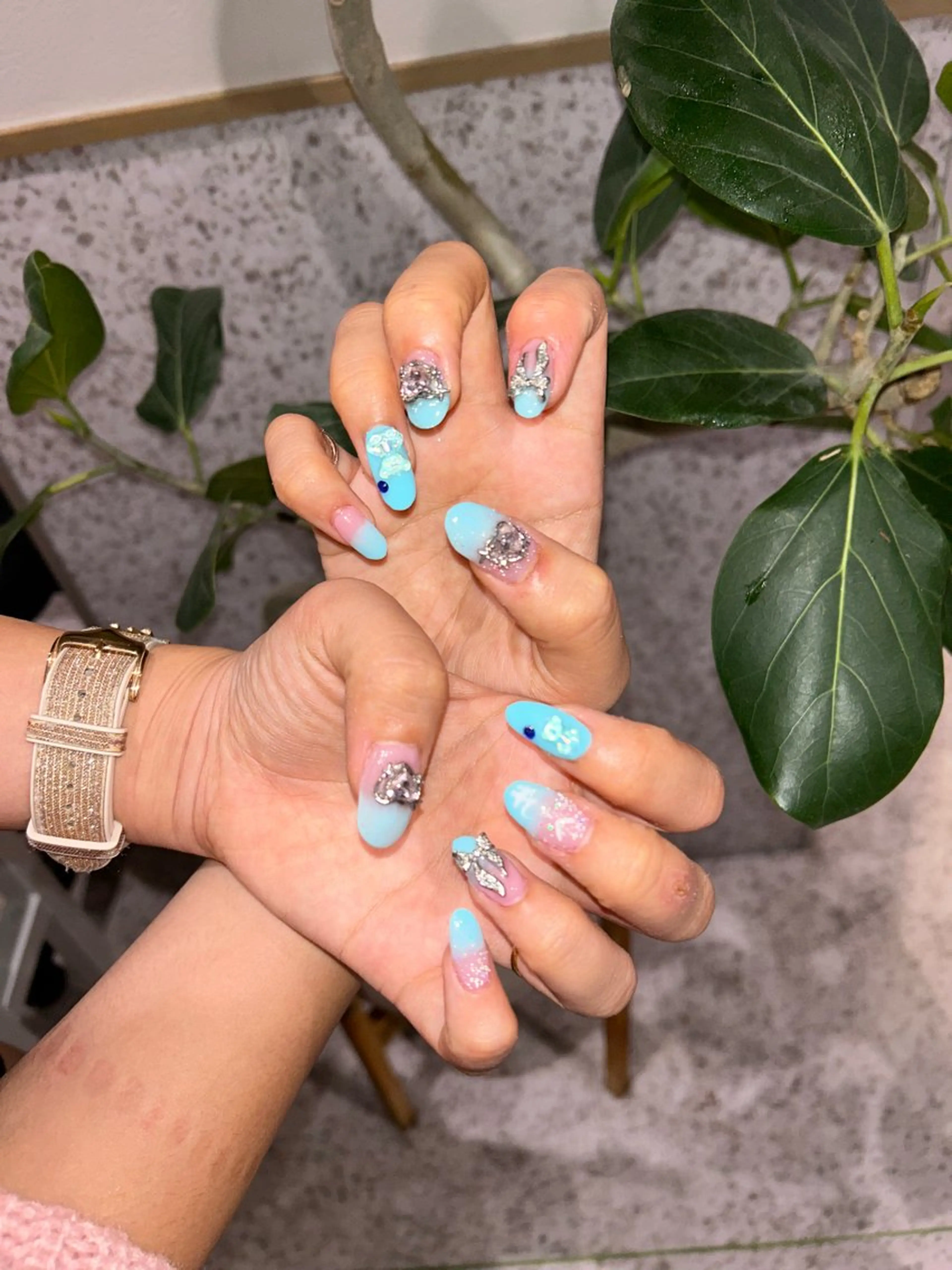 ネイル 成人式 長さ出し 韓国ネイル ショートネイル ハンドネイル ♡ハイトーン★ ネイル/しの♡のヘアスタイル