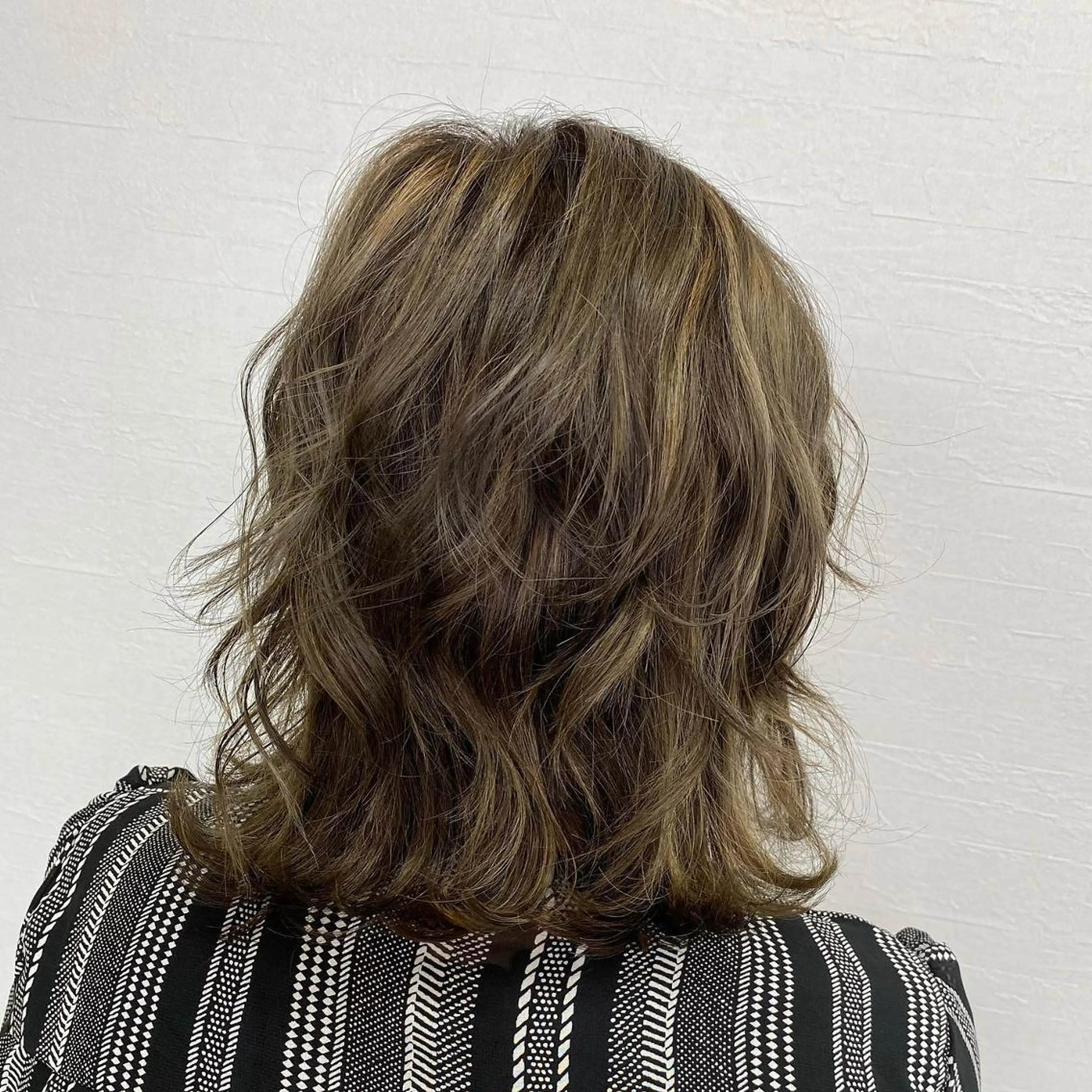 ロング カラー ハイライトカラー ハイライト UNDER vr 【アンダーバー】のヘアスタイル