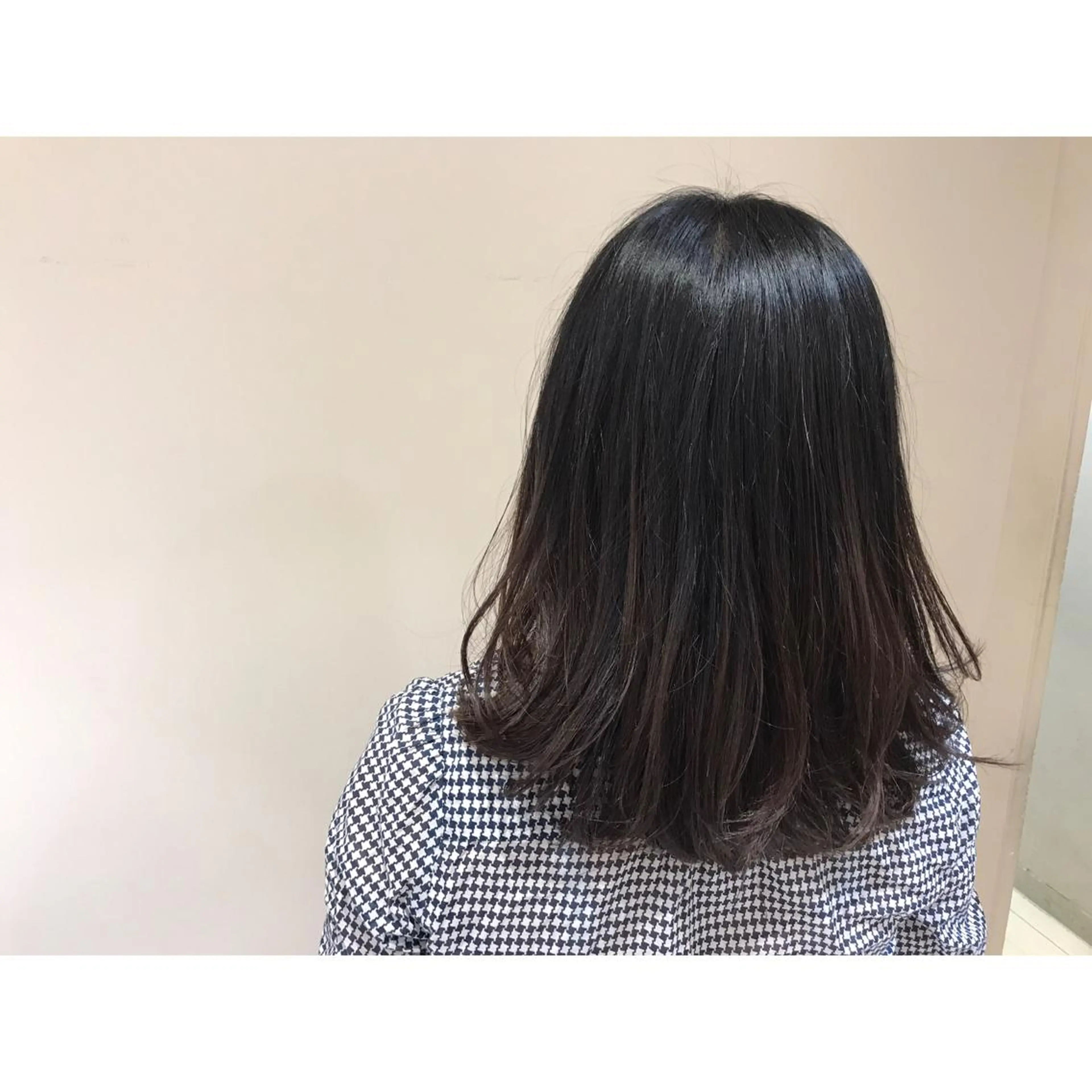 ミディアム かねやす ゆなのヘアスタイル