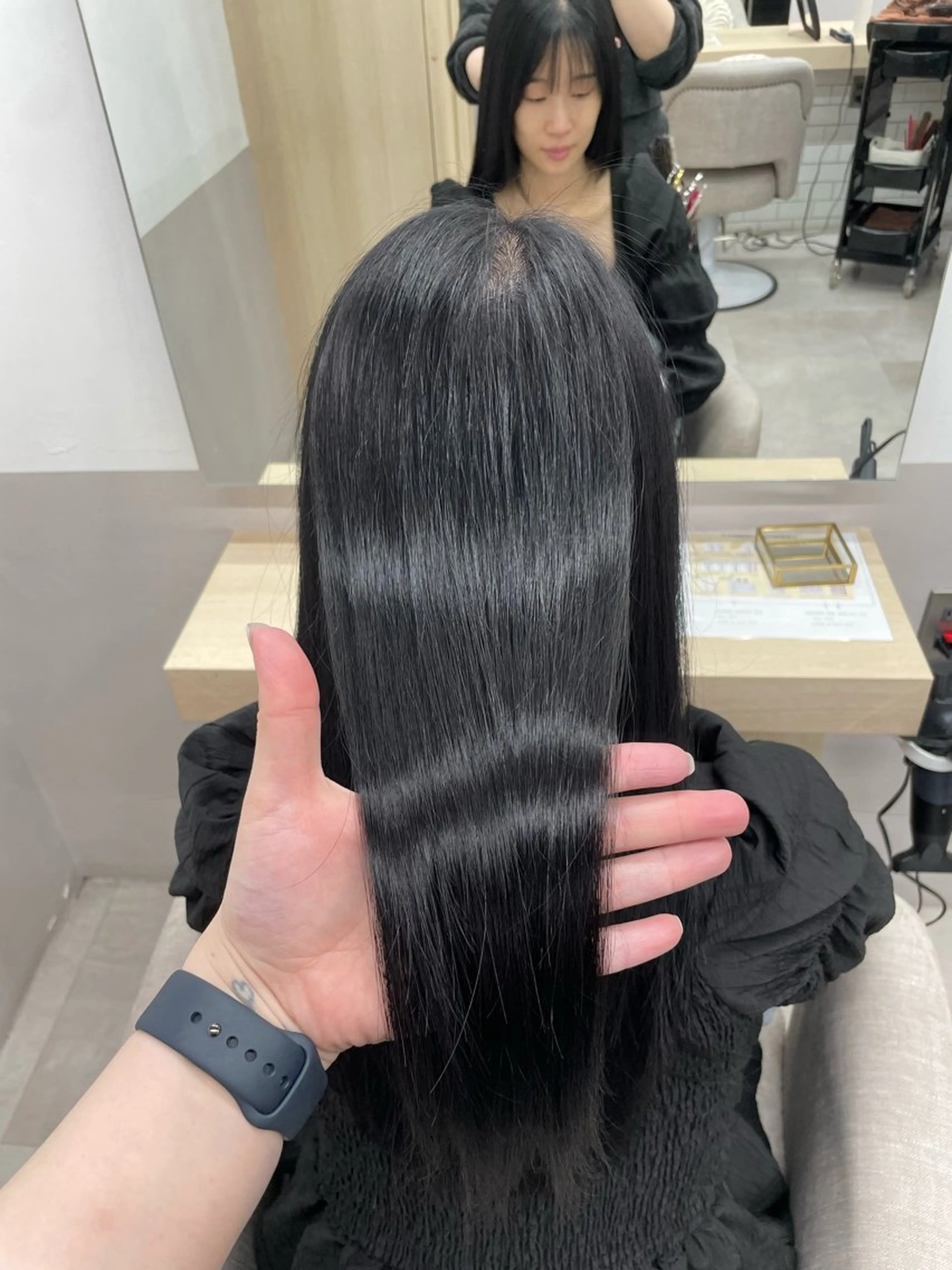 ロング カット ヘアカラー トリートメント Luana難波 🫧NOAのヘアスタイル