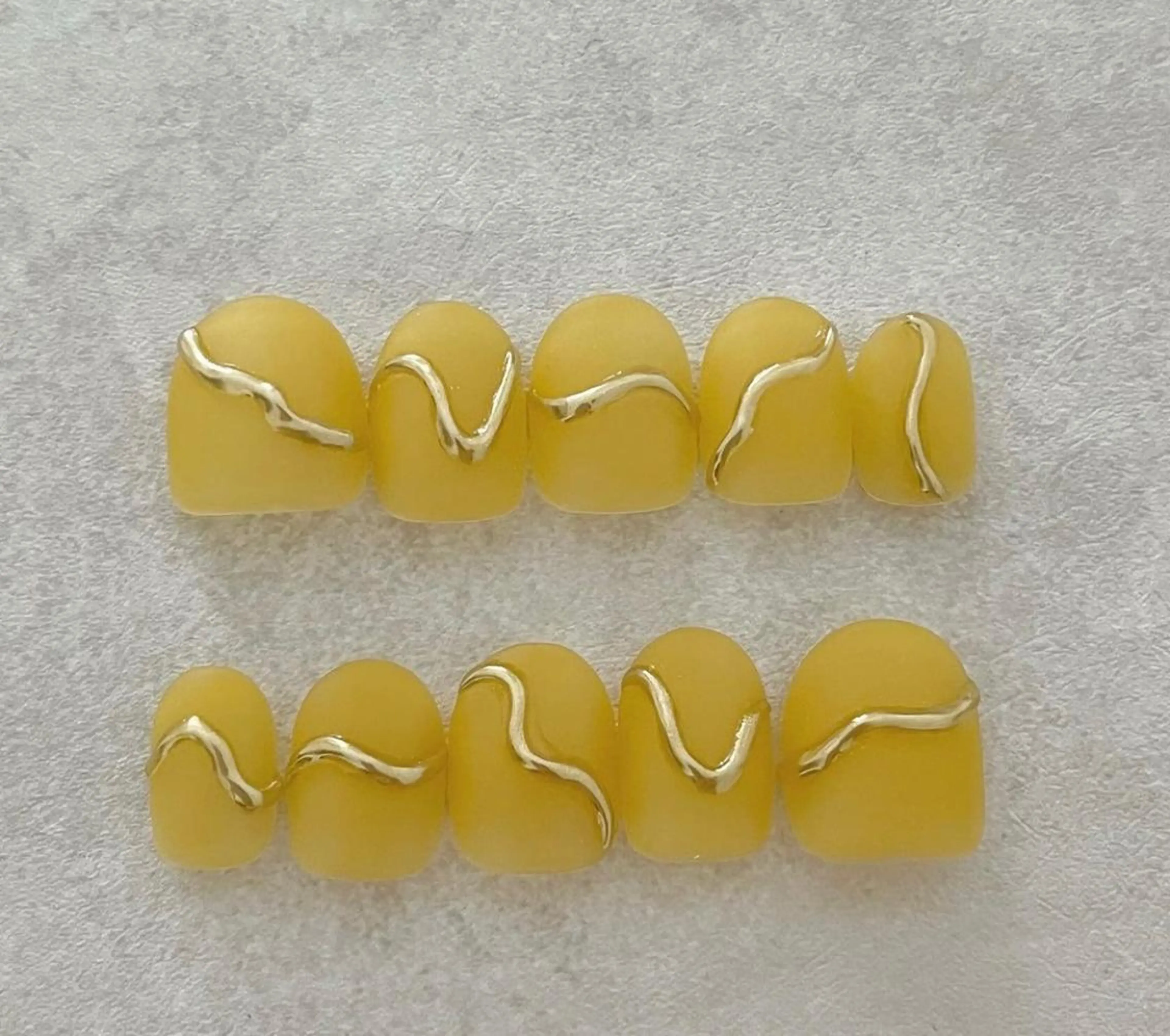 ネイル アイブロウ 眉カラー クリアネイル 長さ出し フレンチネイル 氷ネイル・うるうるネイル 大塚眉毛|ハンドケア |肌管理の眉毛・アイブロウイメージ