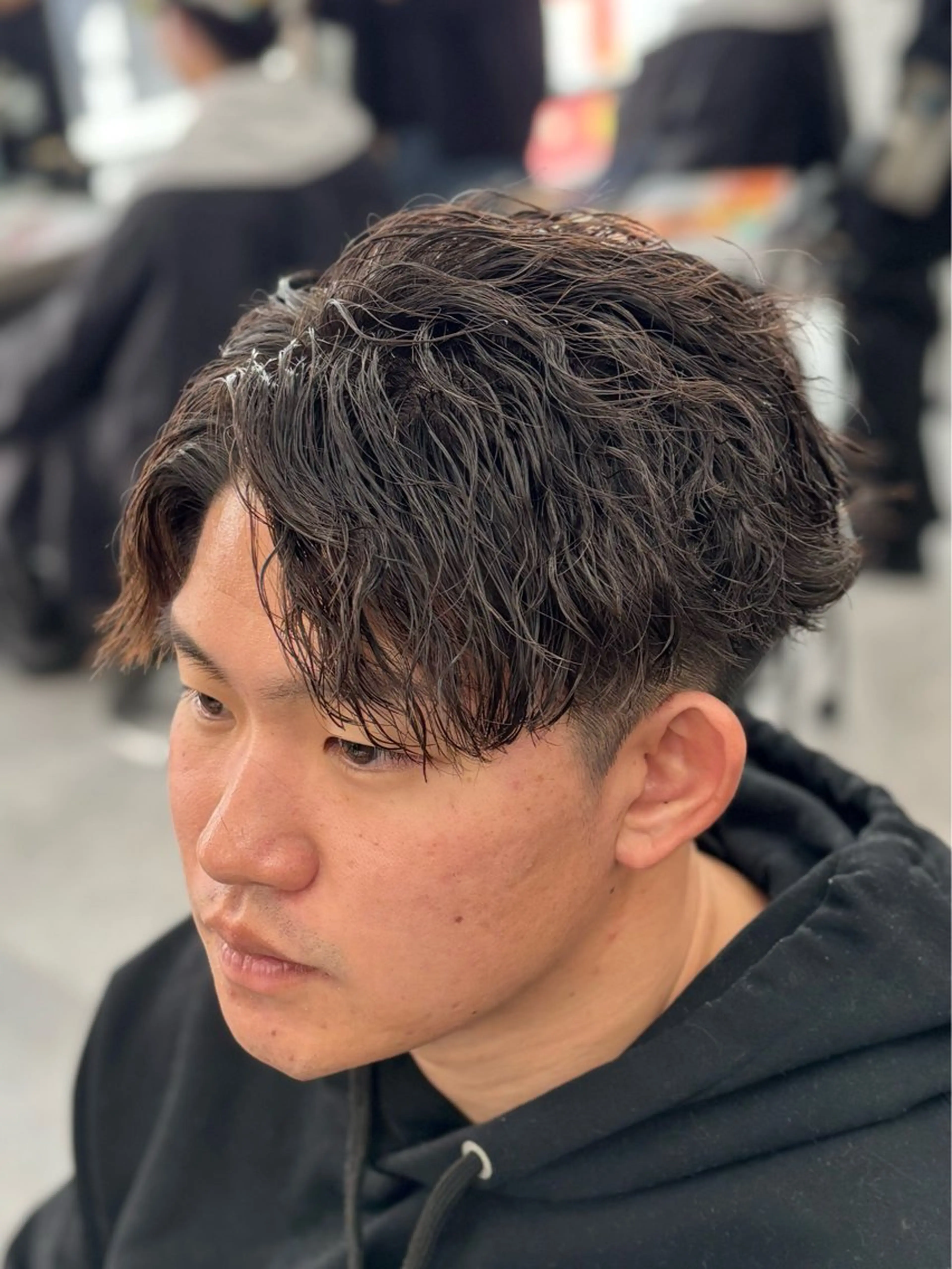 パーマ メンズ カット パーマ 【ØVARL】🦁 メンズパーマ/レオのヘアスタイル