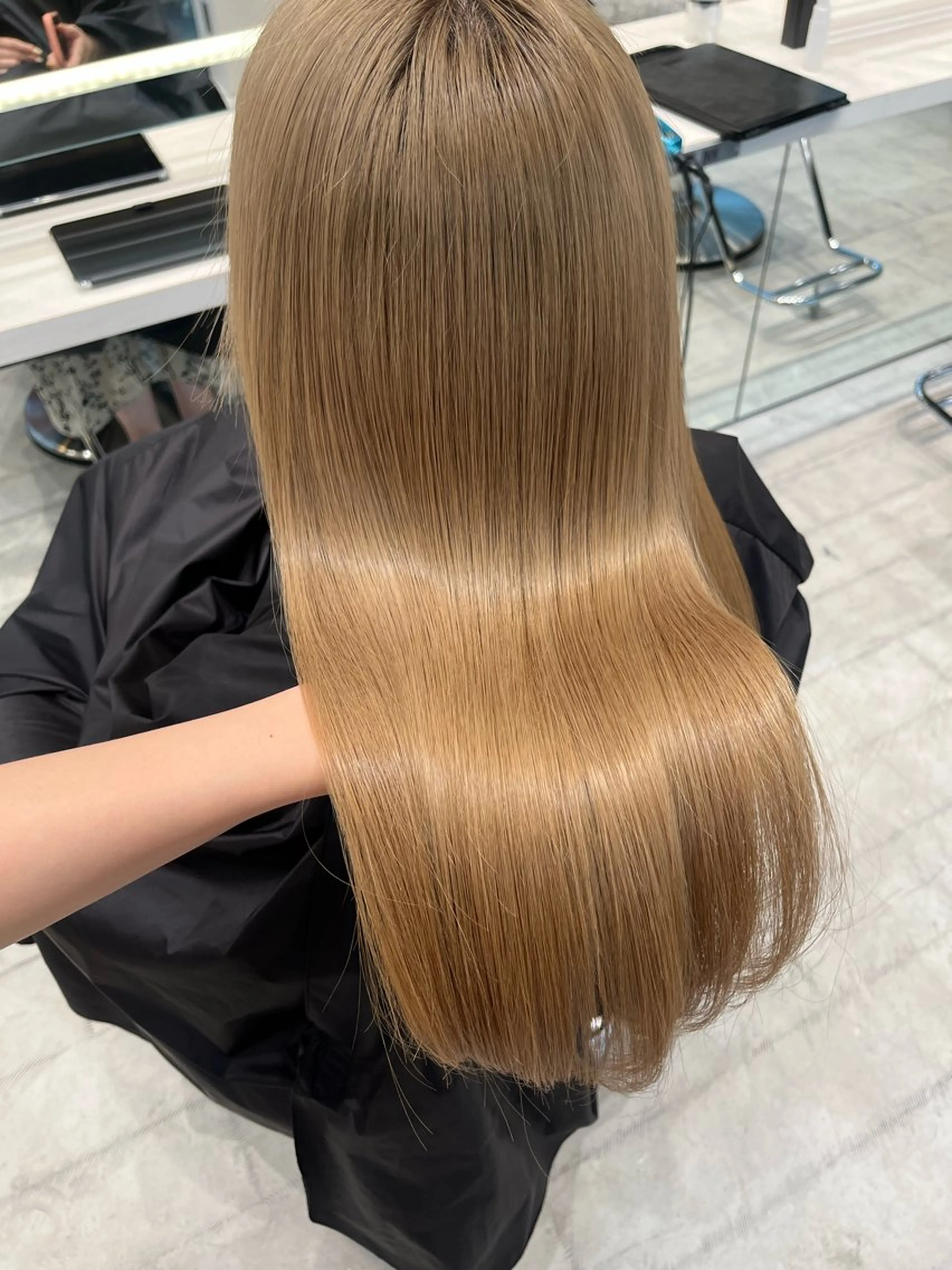 ✨ダメージによりパサつく人必見✨【高濃度美髪整形サブリミックトリートメント】の写真