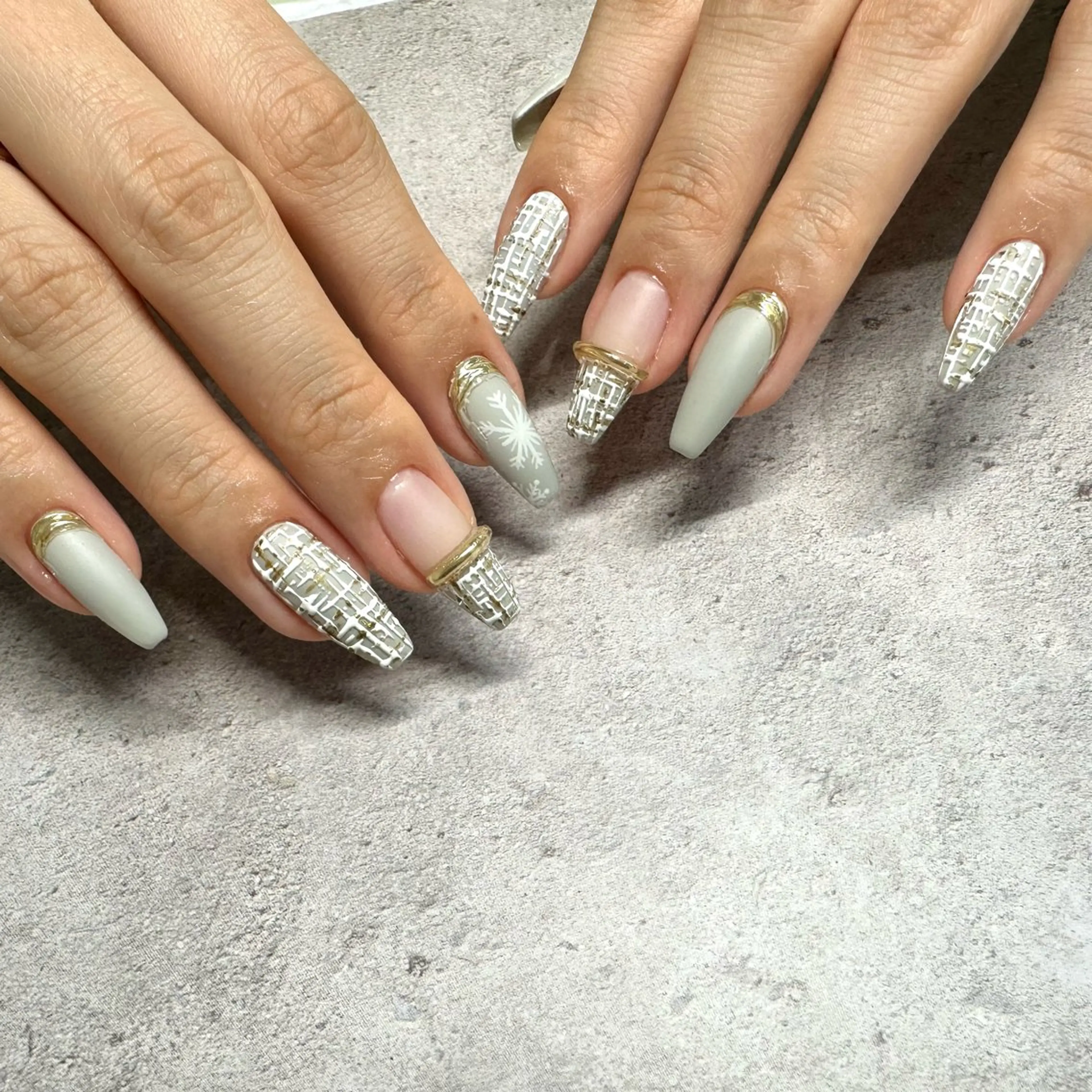 ネイル ハンドネイル Bianca浦和🎀 渋谷のネイルデザイン