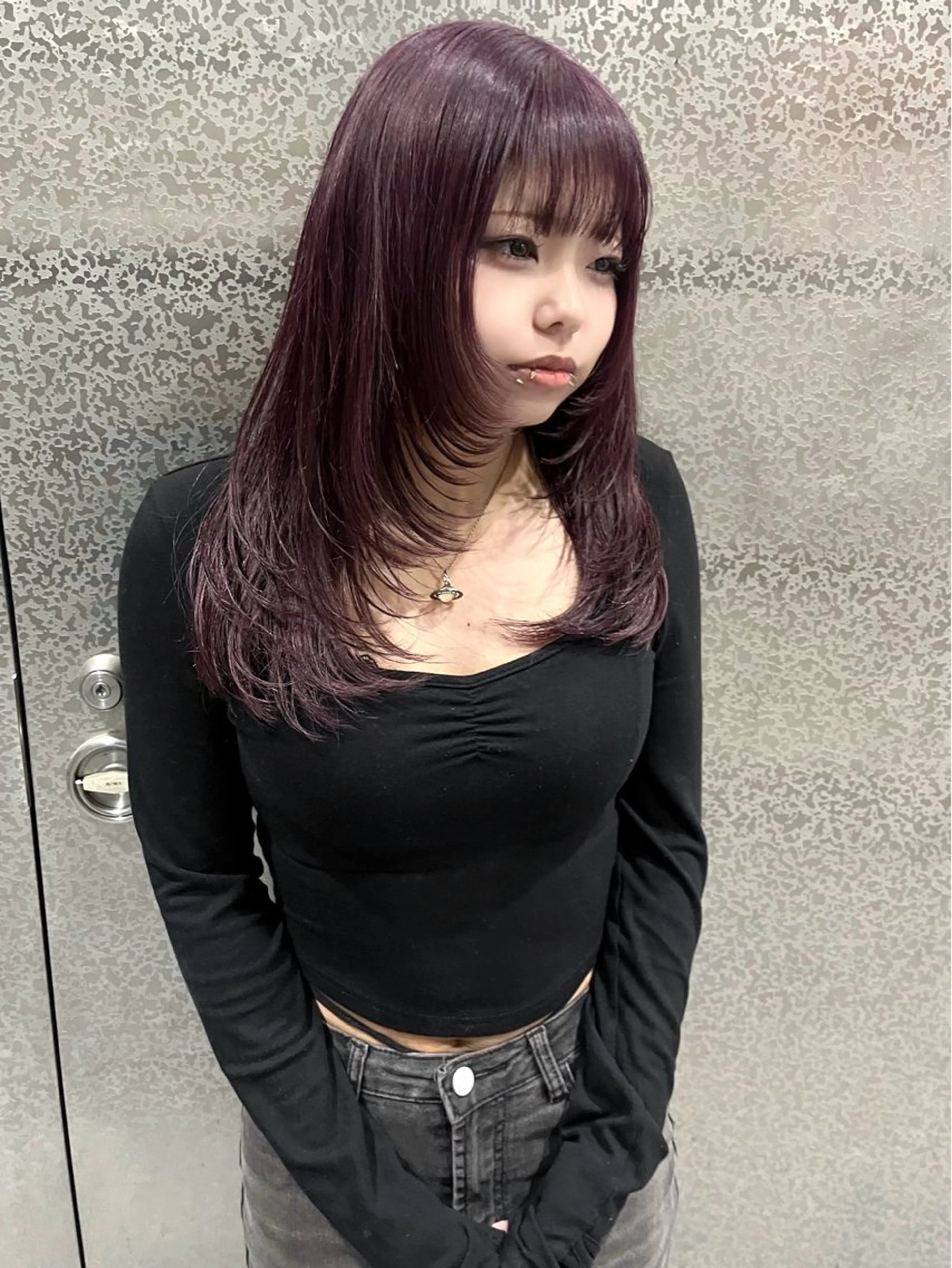 ミディアム カラー カット ヘアカラー 尾崎隼大 レイヤー/韓国ヘアのヘアスタイル