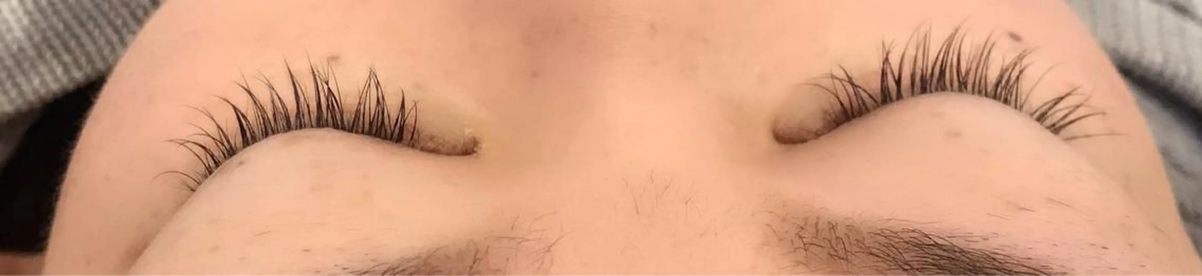 マツエク・マツパ 岡田詩織 MODE Ks松原店のヘアスタイル