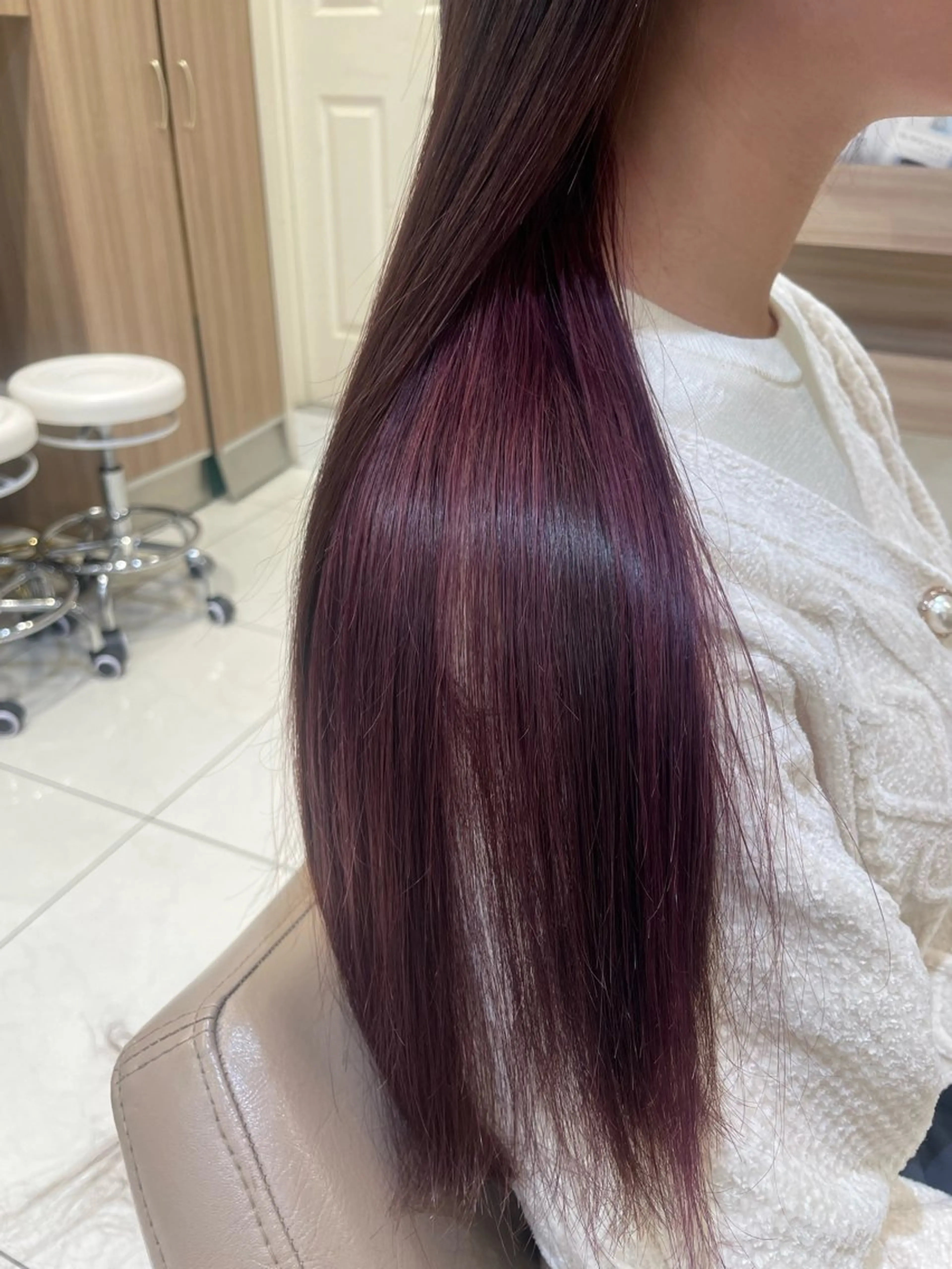 《リピーター様限定》選べるカラー剤♥️カラーのみのメニューはこちらから🍒🥣 ͗ ͗トリートメント込💐🫶の写真