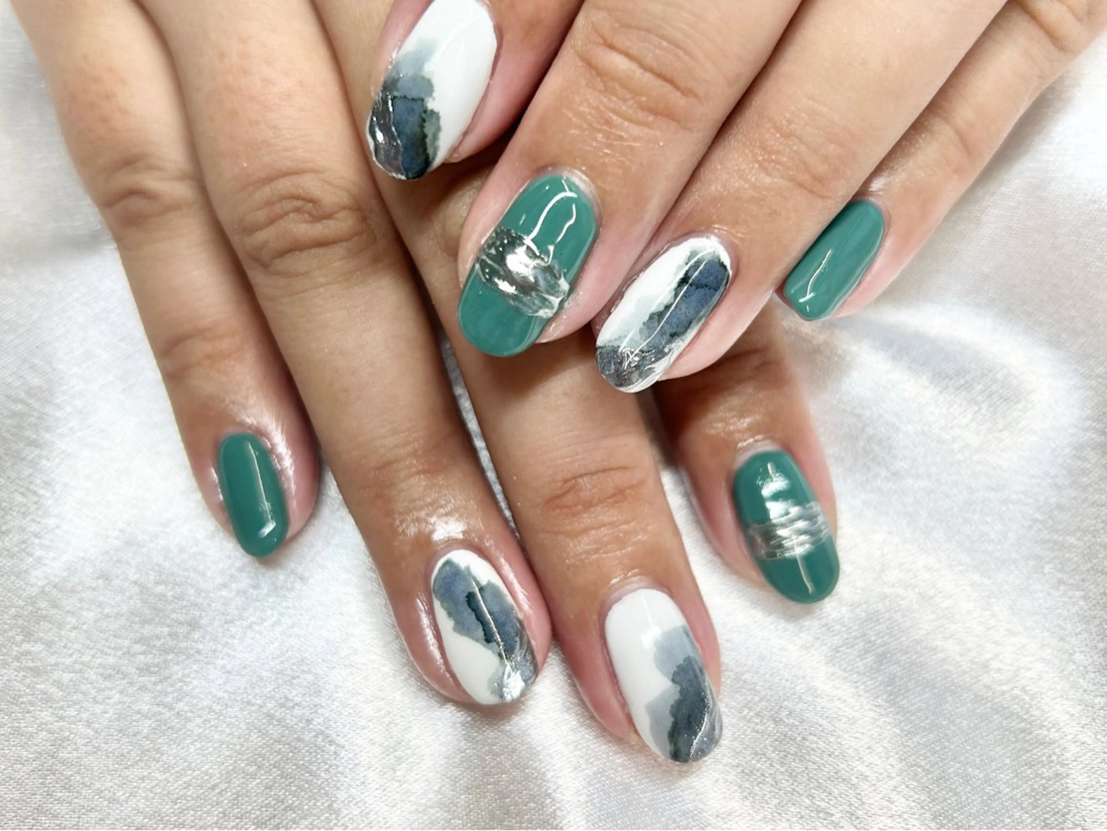 ネイル ニュアンスネイル ハンドネイル Forca total studio所属・Forca Airaのネイルデザイン