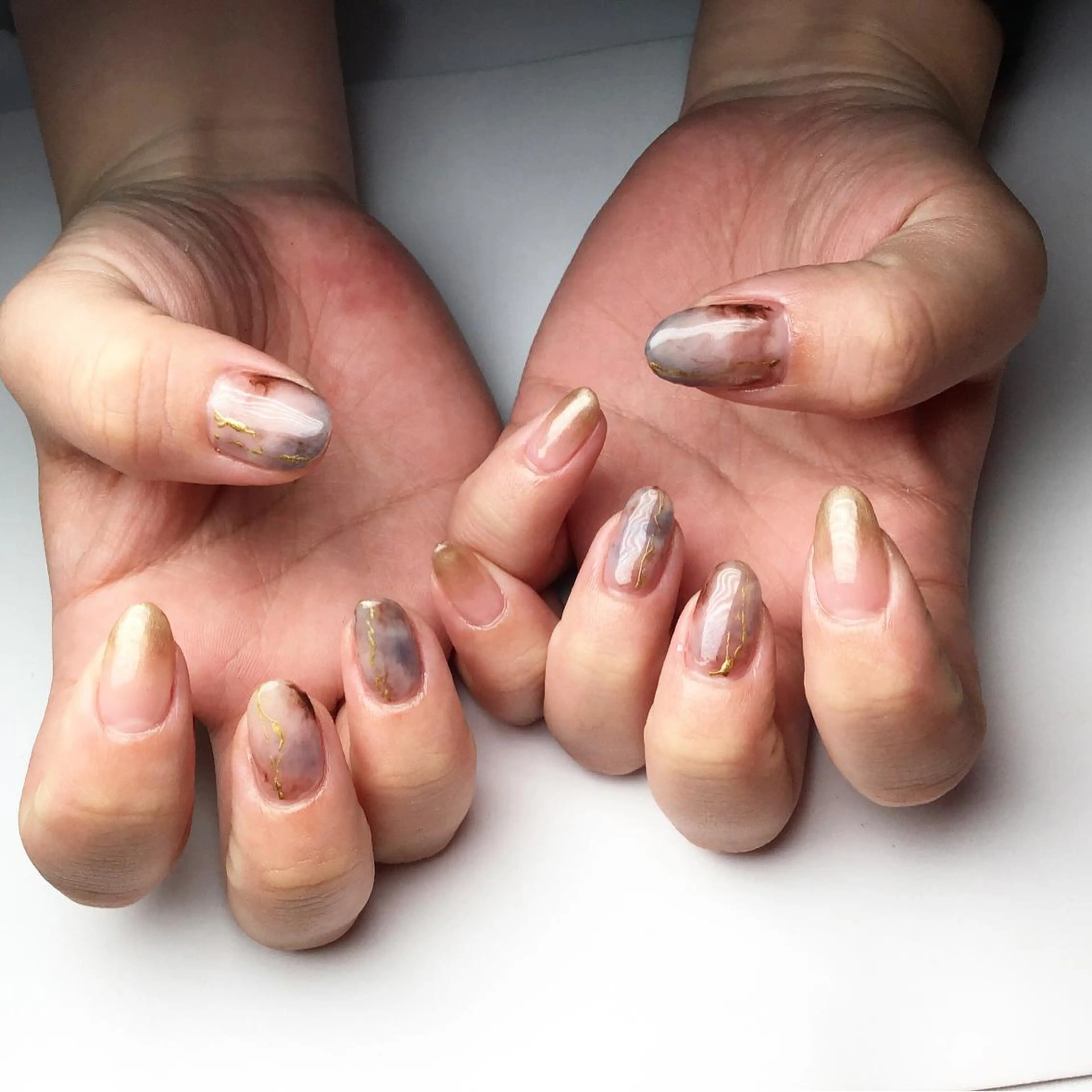 ネイル クリアネイル ニュアンスネイル ハンドネイル gui amichantoco所属・gui amichanのネイルデザイン