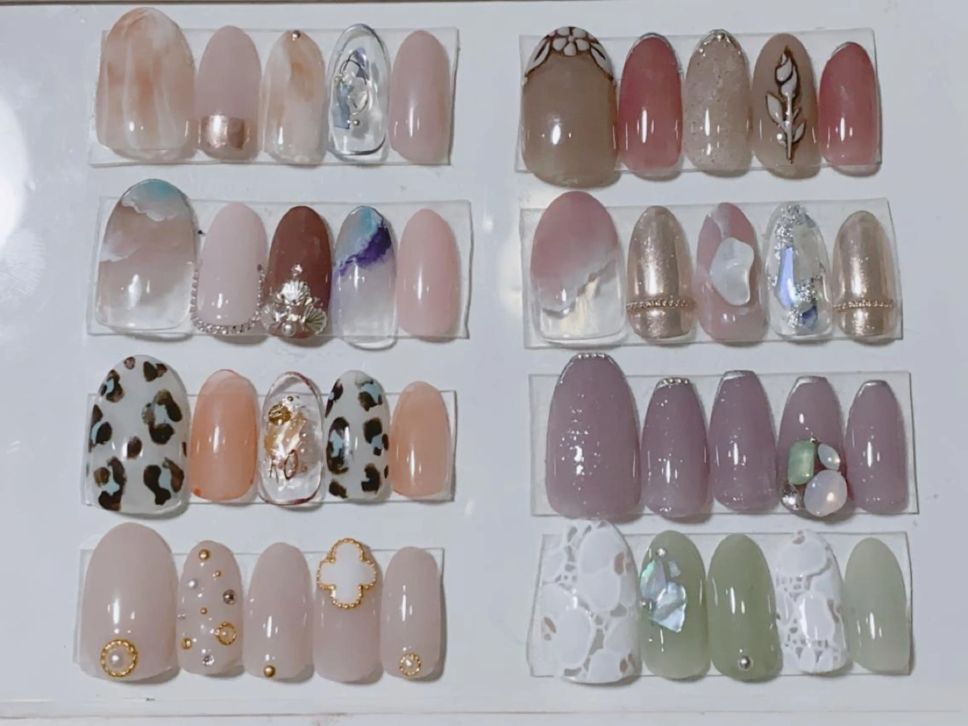 ネイル ジェルネイル ラメ(グリッター) ストーンネイル ハンドネイル atelier la vita所属・lavita. mimuraのネイルデザイン